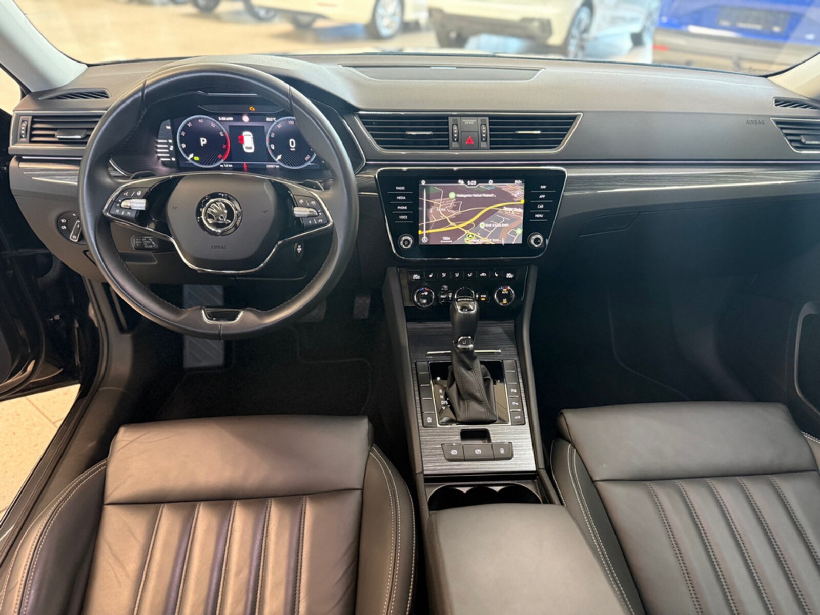 Škoda Superb Combi – Bild 19