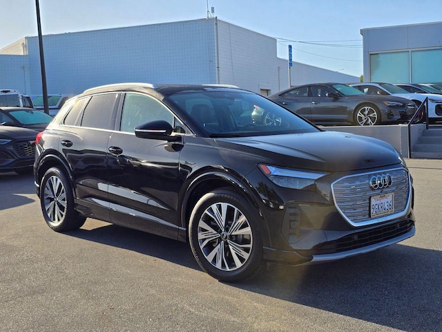 Photo of 2023 Audi Q4 e-tron 