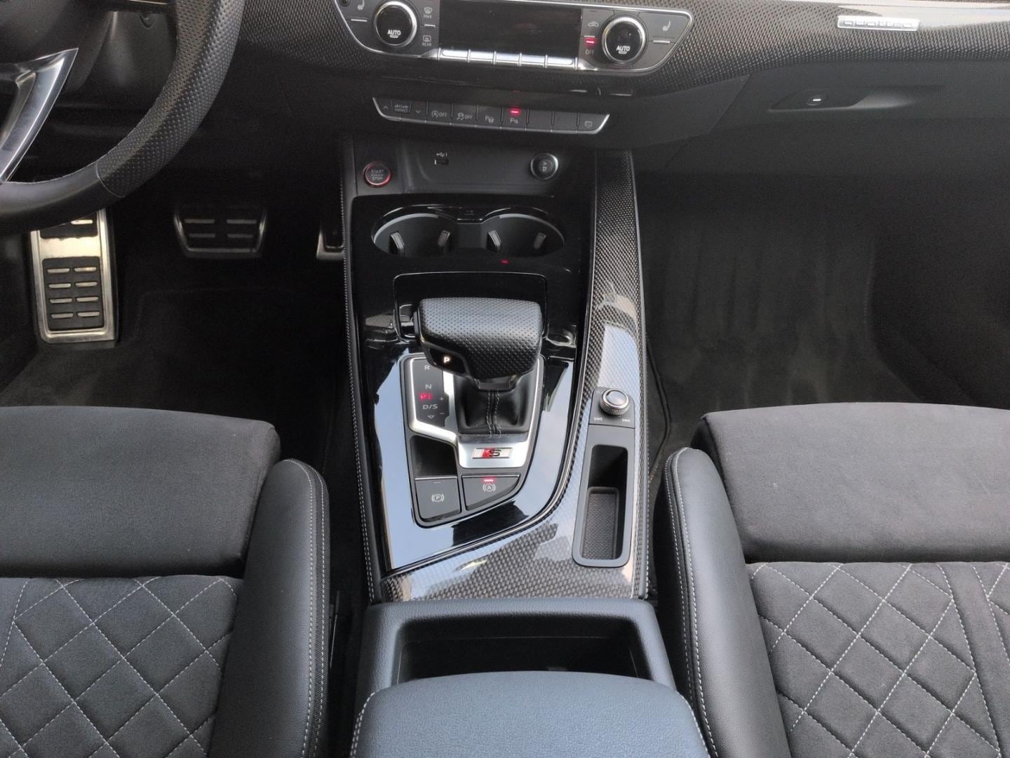 Bild über Audi S4 Avant TDI quattro tiptronic - für weitere Informationen kontaktieren Sie den Audi Partner