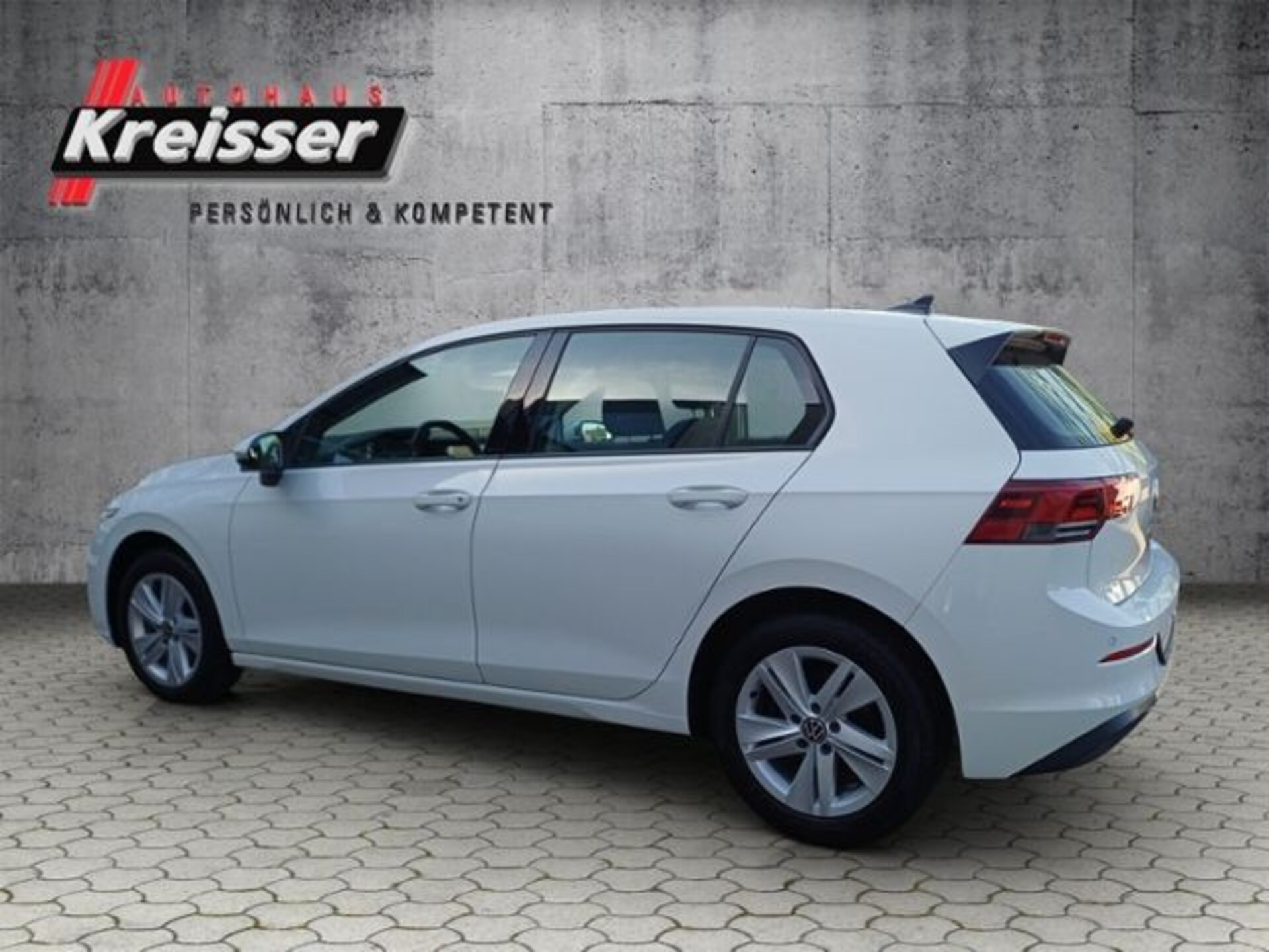 Volkswagen Golf Life