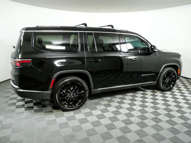 2022 Jeep Wagoneer