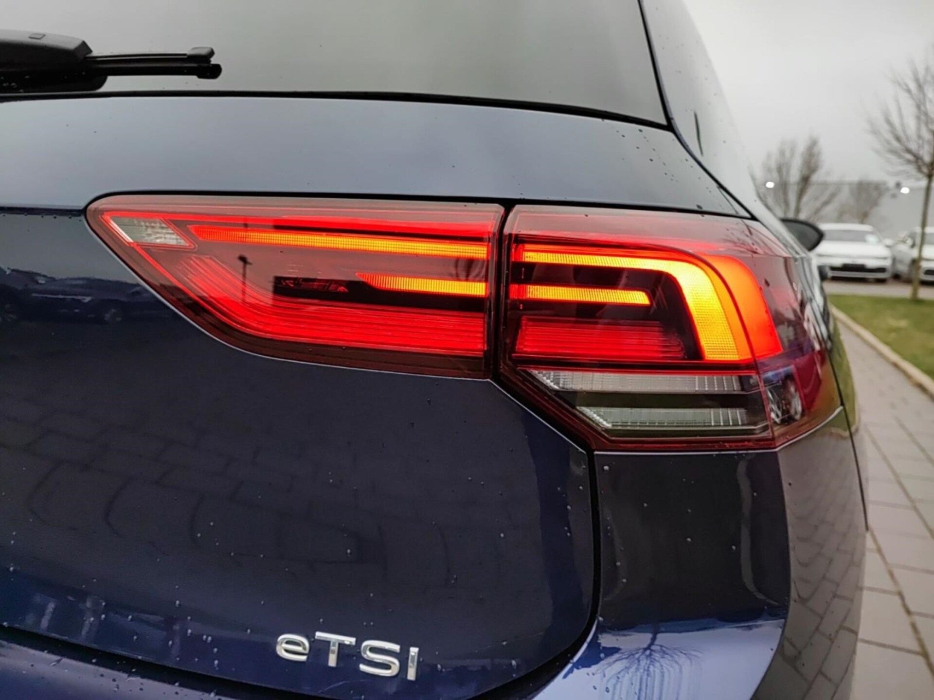 Volkswagen Golf Active