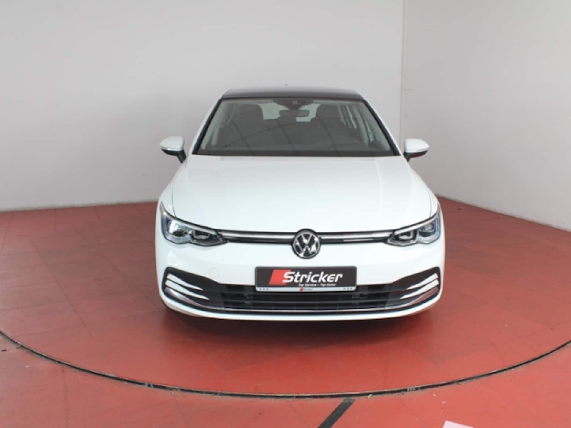Volkswagen Golf Style