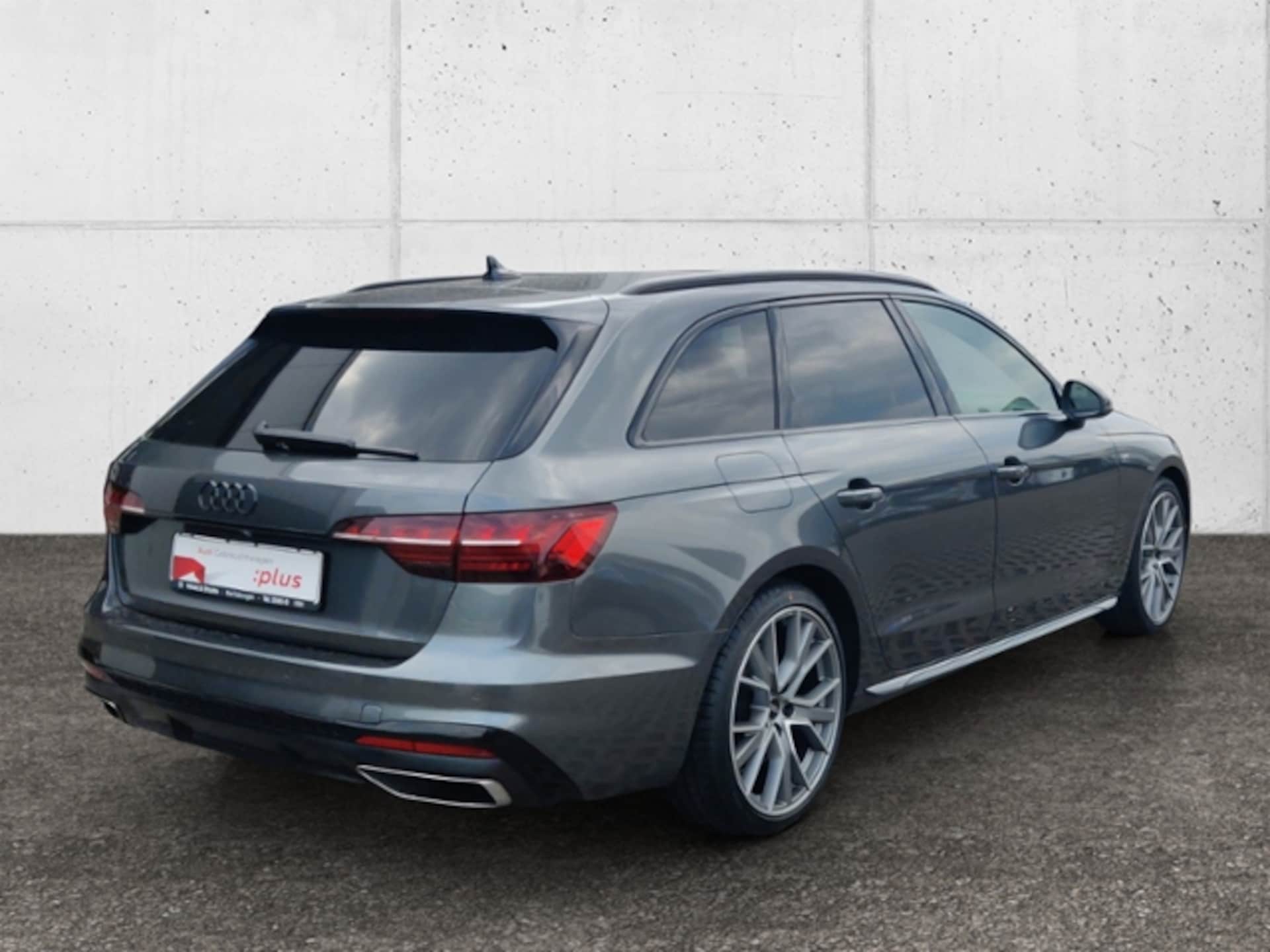 Audi A4 Avant S line