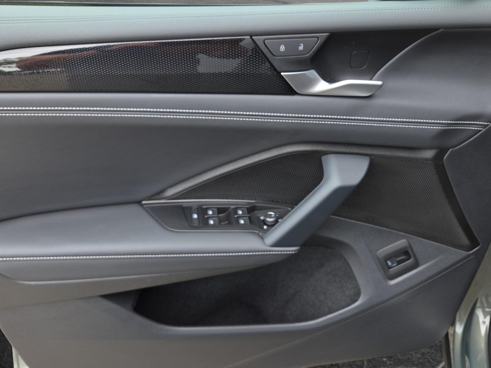 Volkswagen Tiguan – Bild 7
