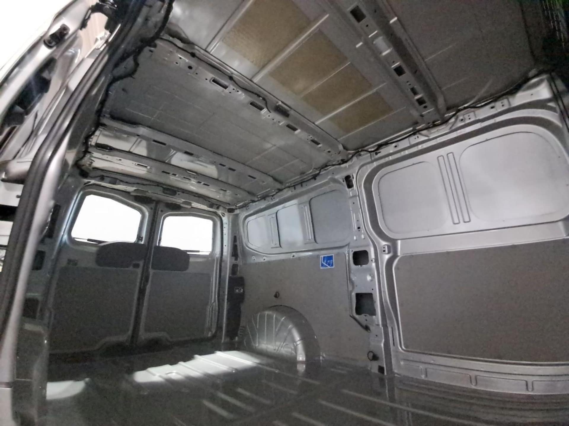Volkswagen Transporter Kasten langer Radstand