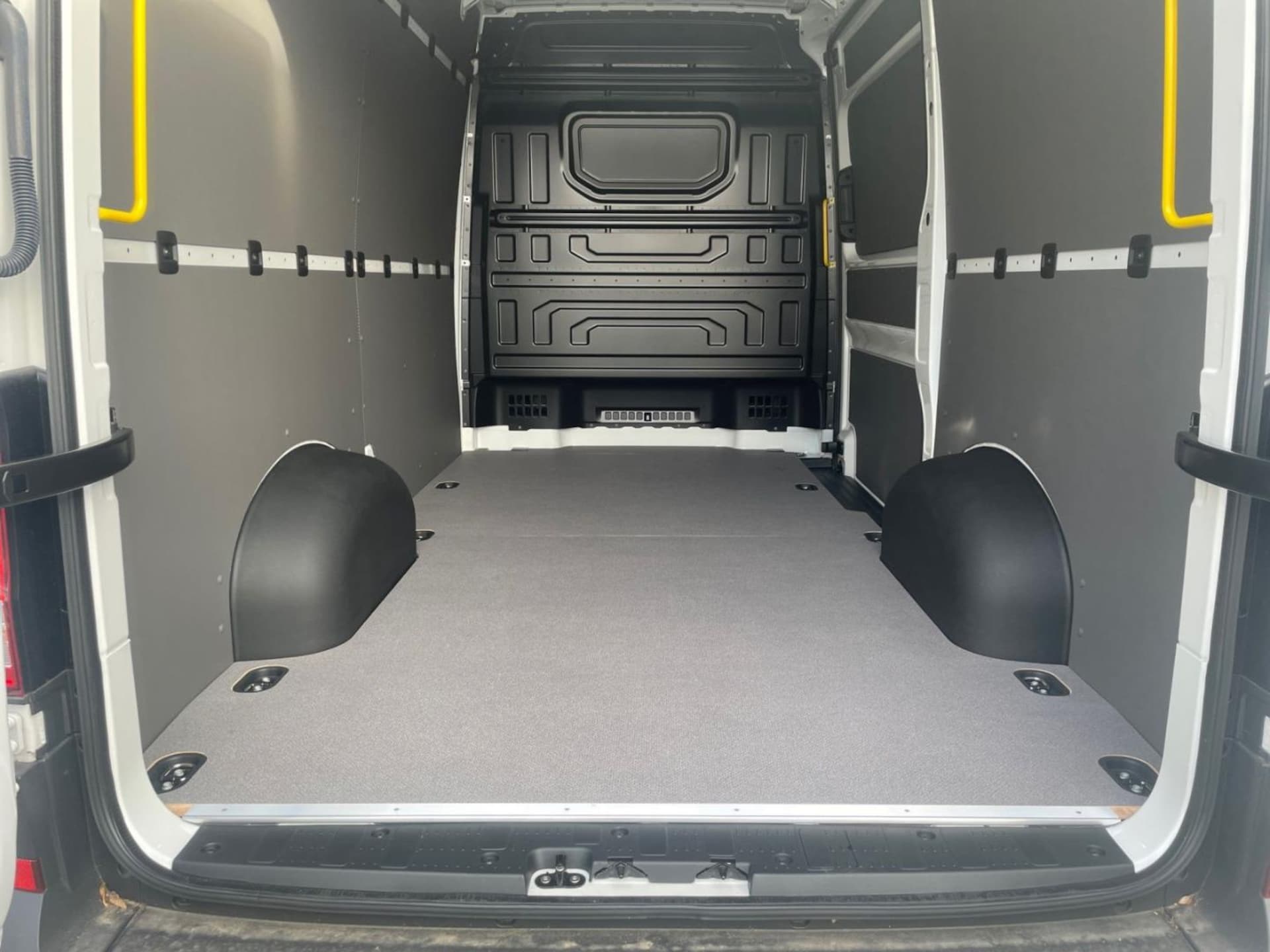 Volkswagen Crafter Kasten mittlerer Radstand