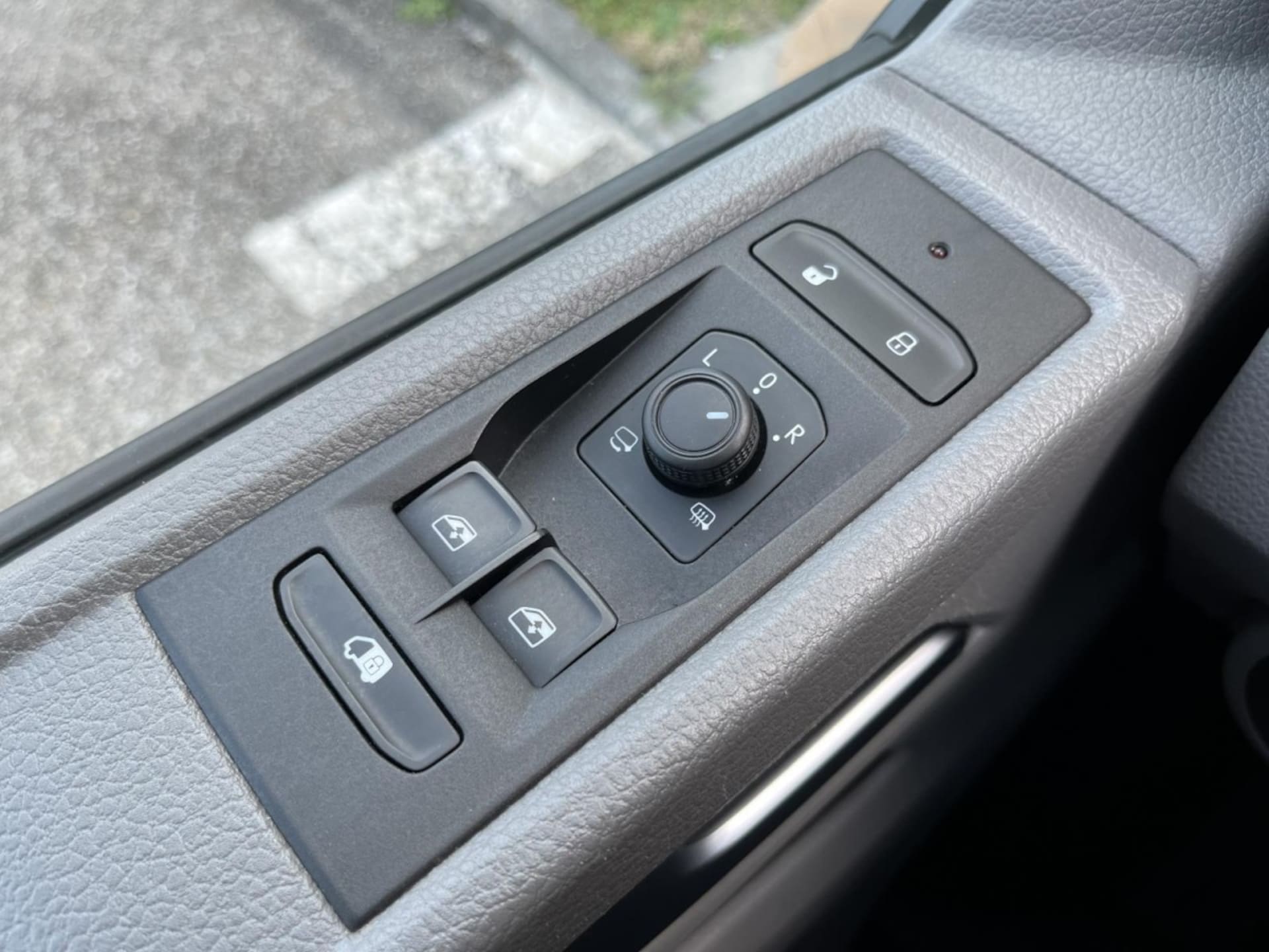 Volkswagen T6.1 Transporter Kasten langer Radstand