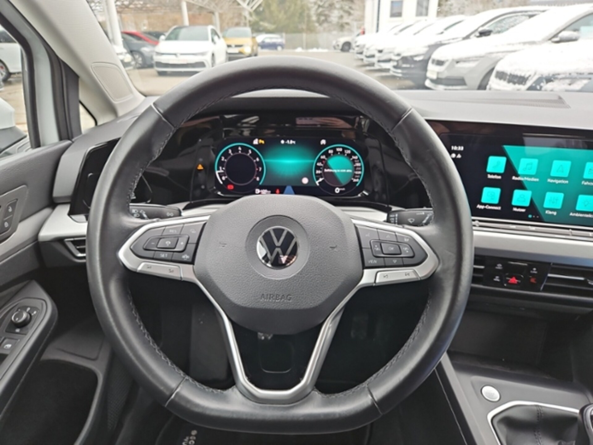 Volkswagen Golf Life