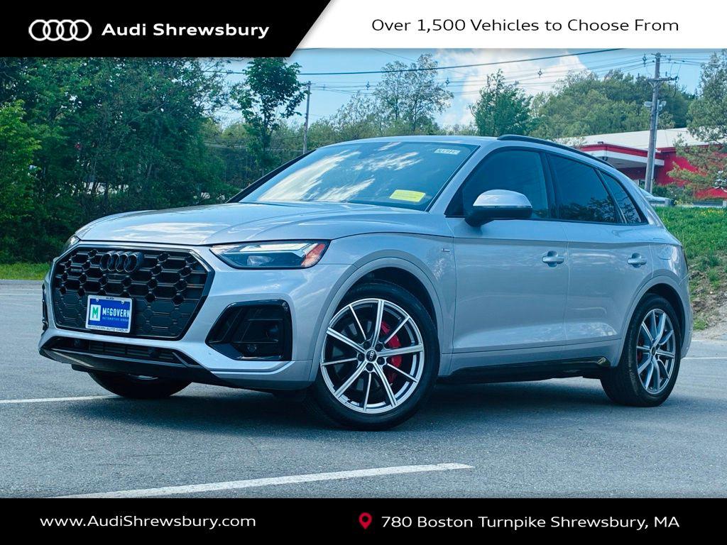 2024 Audi Q5 55 e Premium Plus's photo