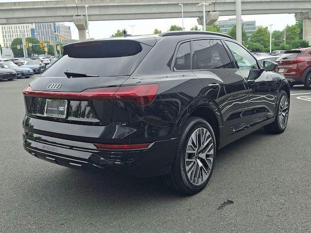 2024 Audi Q8 e-tron