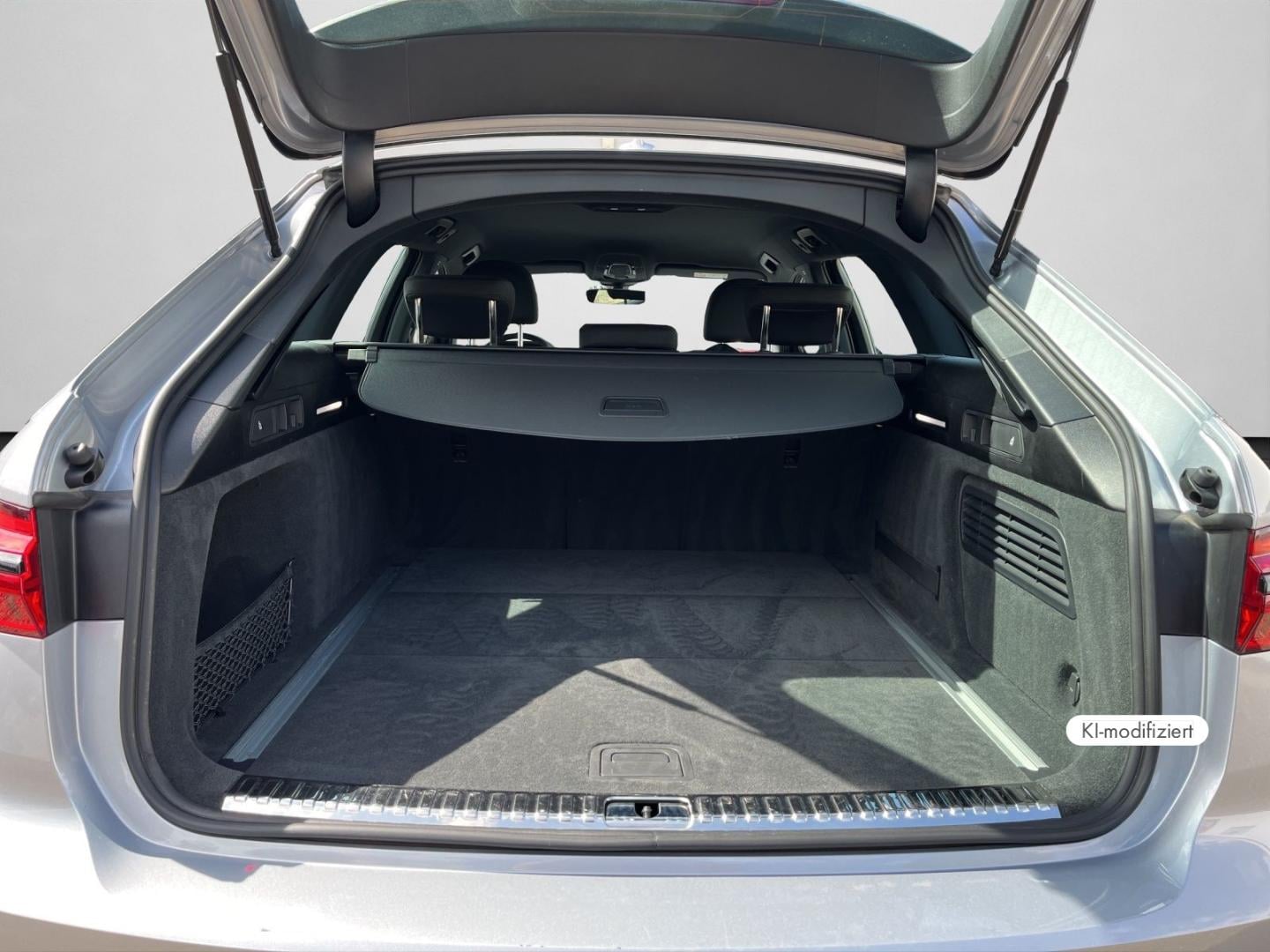 Bild über Audi A6 Avant S line 45 TDI quattro S tronic - für weitere Informationen kontaktieren Sie den Audi Partner