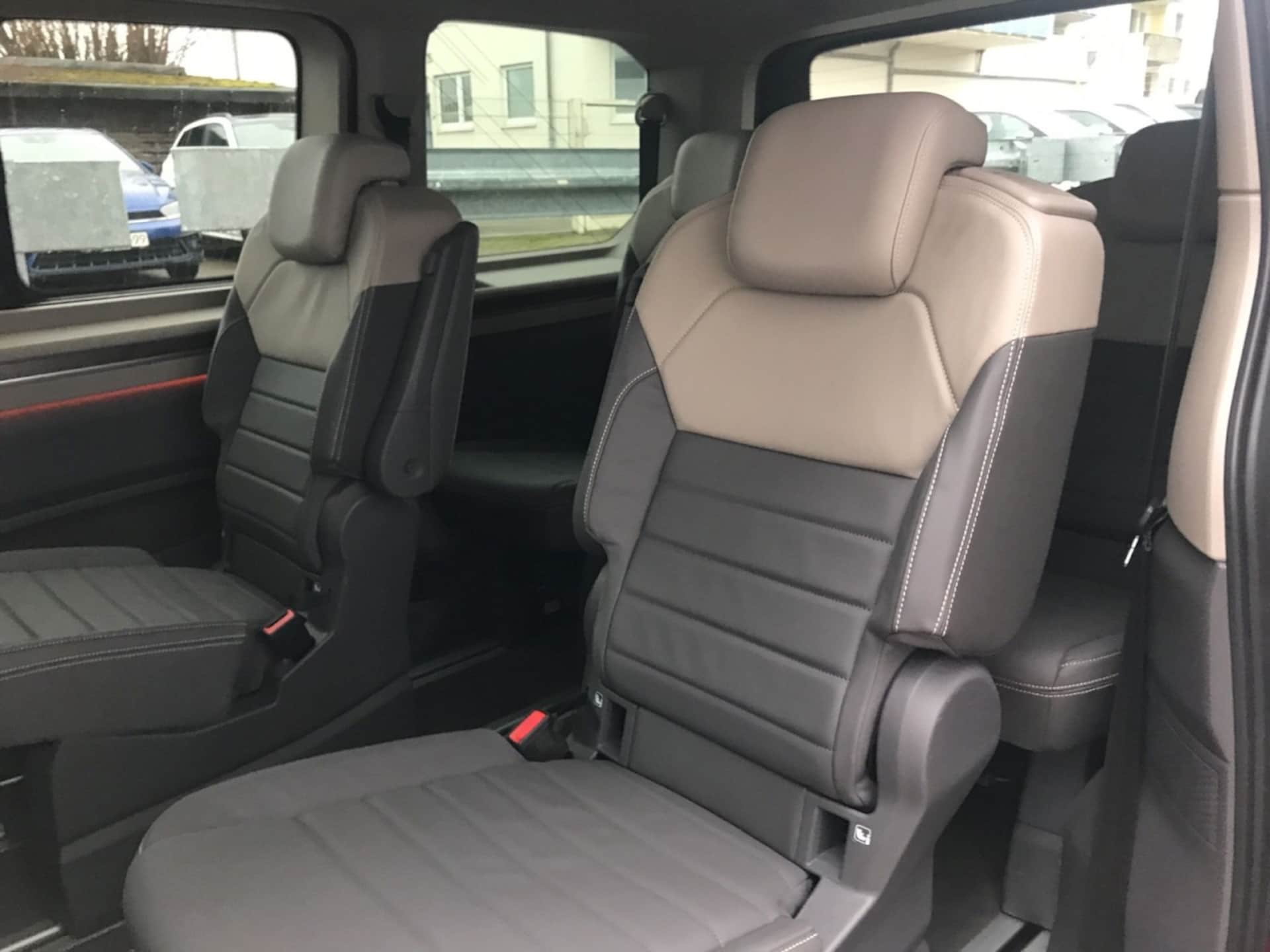 Volkswagen Multivan Style