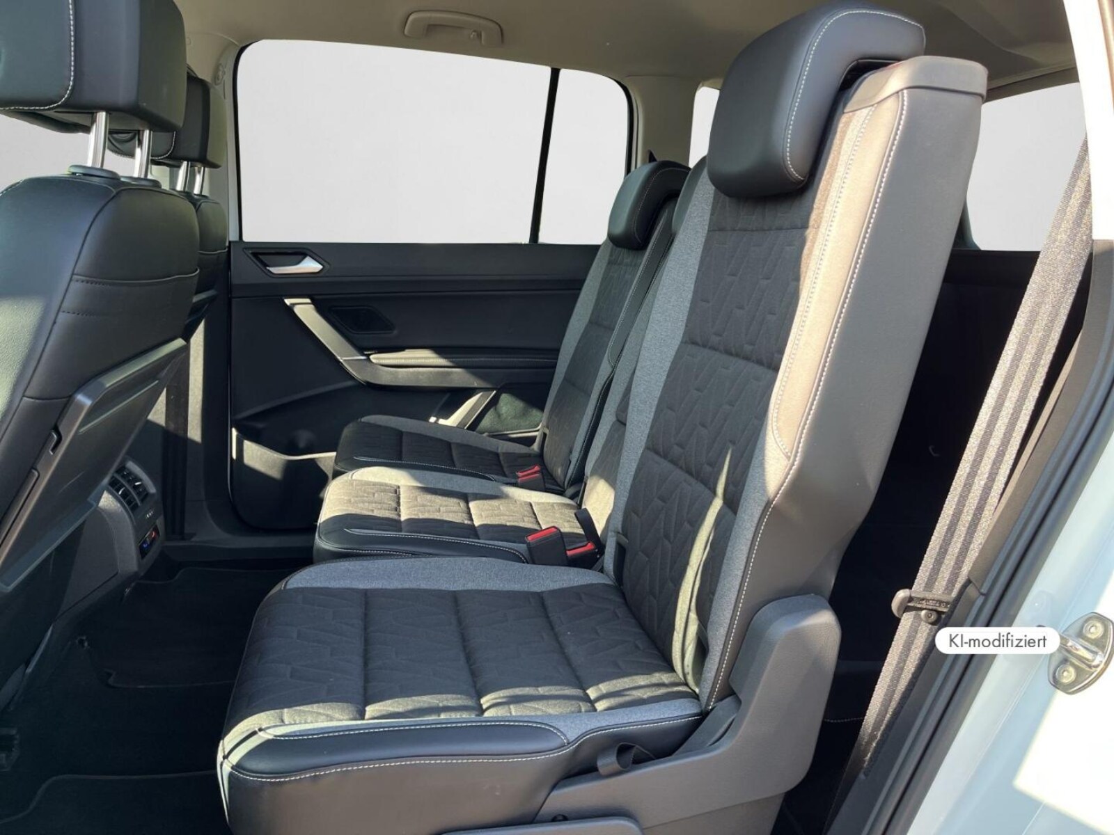 Volkswagen Touran – Bild 14