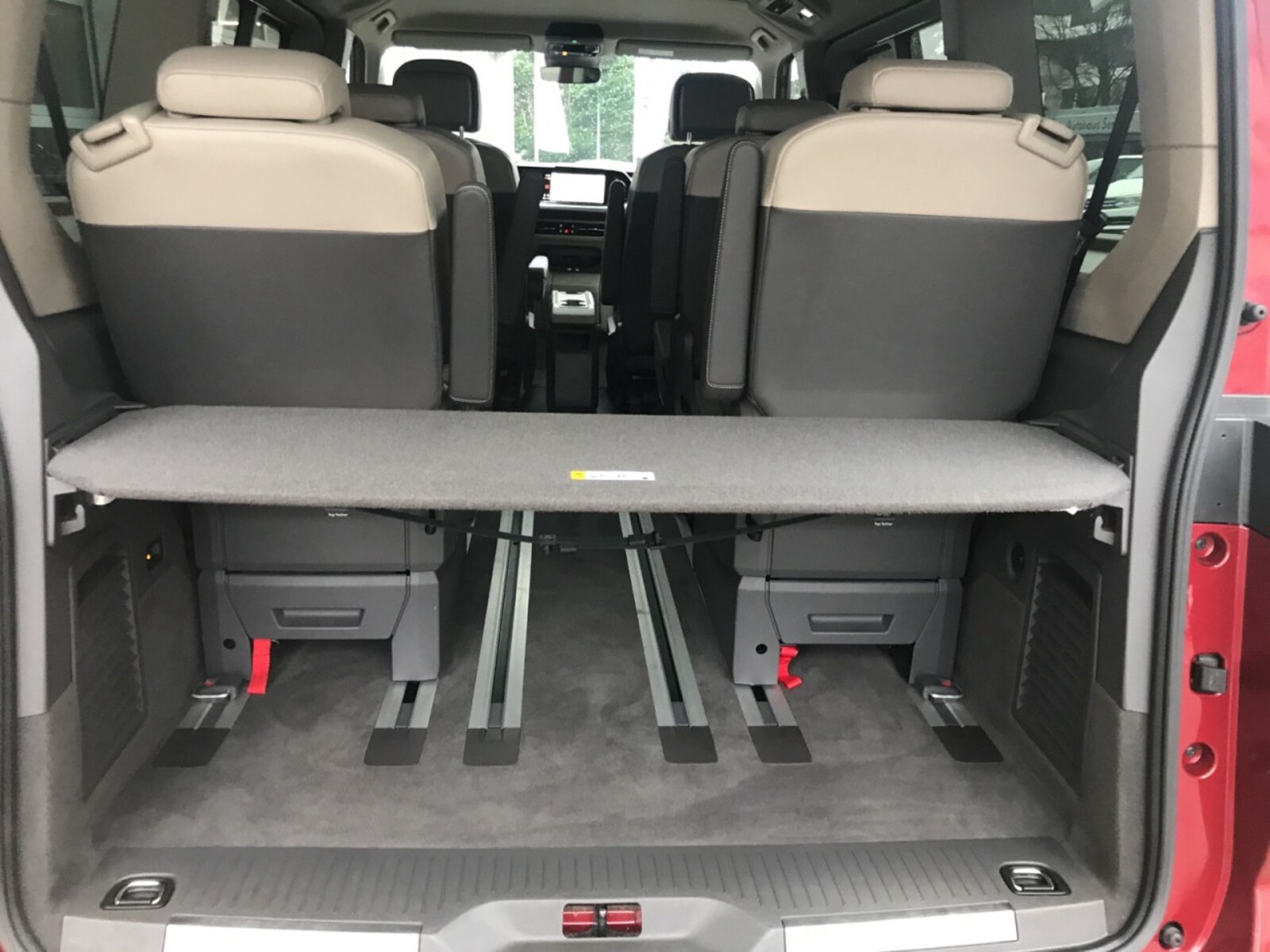 Volkswagen Multivan – Bild 11