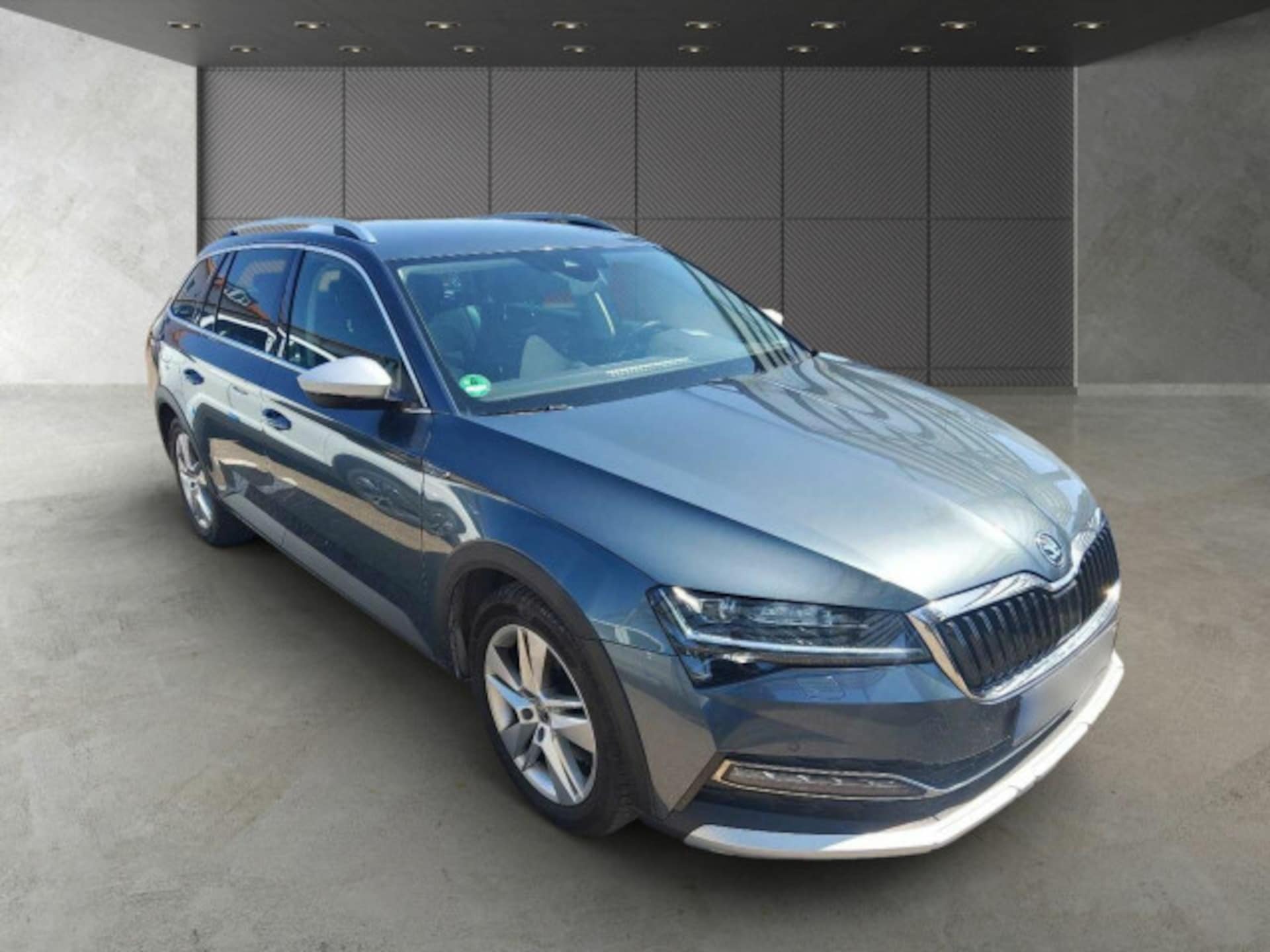 Skoda Superb Combi Scout