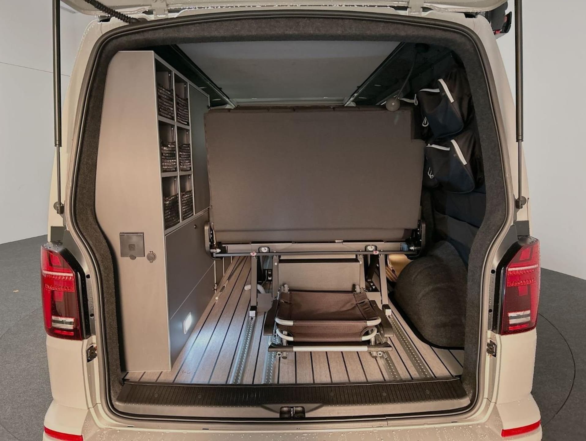 Volkswagen T6.1 Transporter Kasten kurzer Radstand