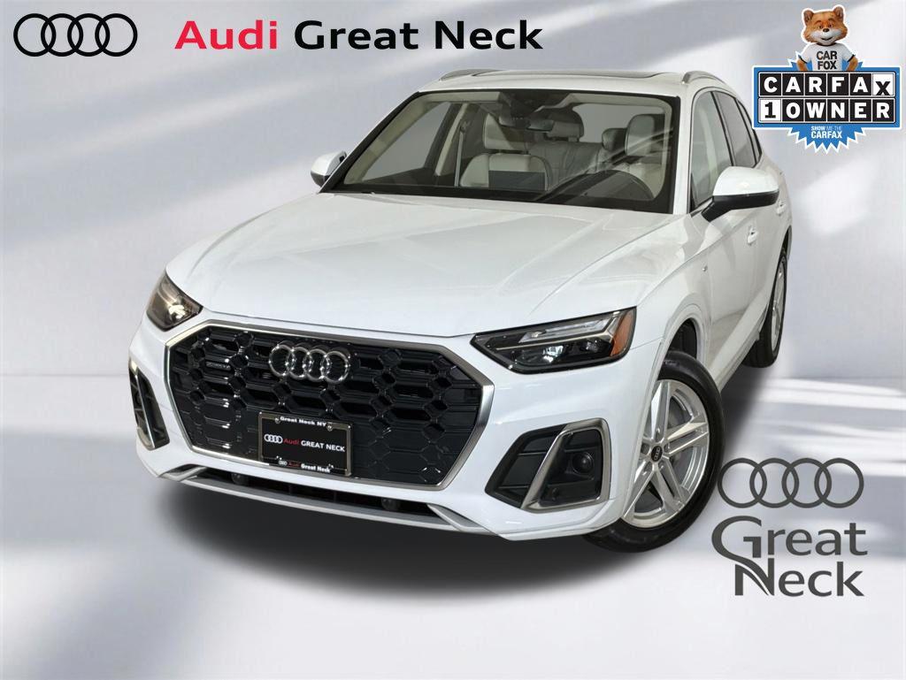 2023 Audi Q5 55 e Premium's photo