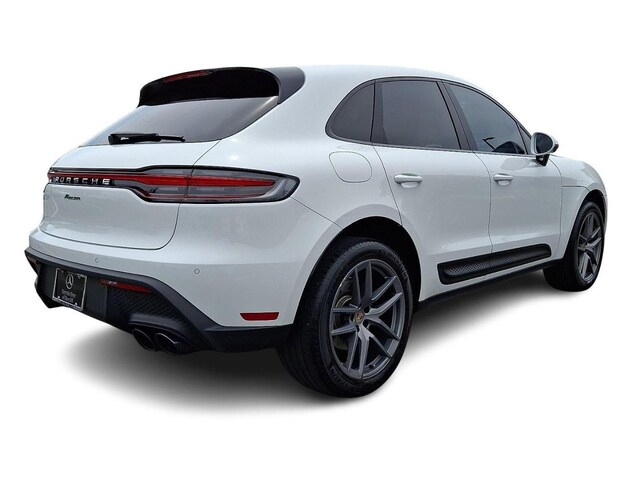 2022 Porsche Macan