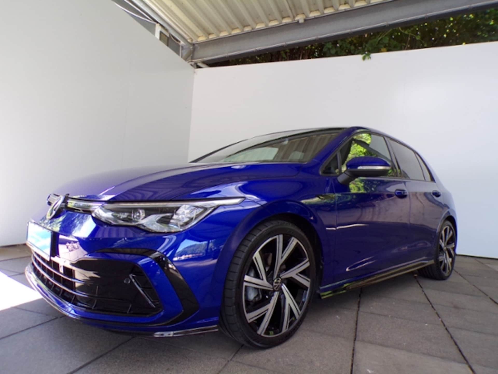 Volkswagen Golf R-Line