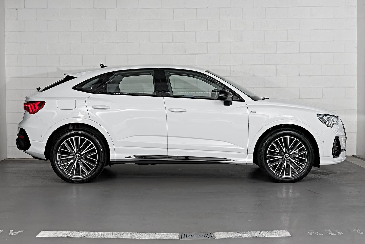 Image about Audi Q3 Sportback 35 TFSI S line edition