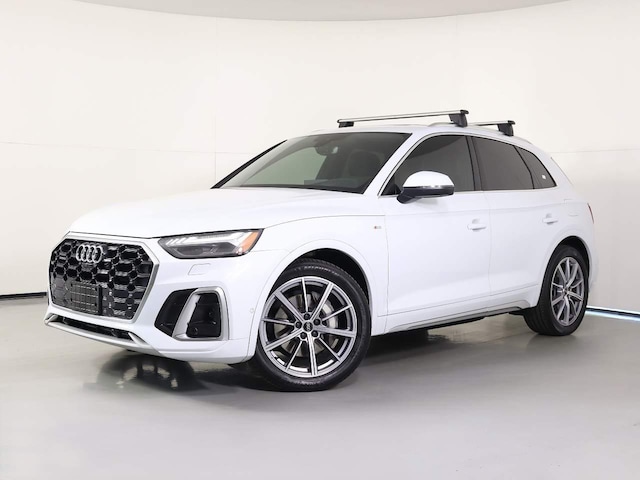 Photo of 2023 Audi Q5 TFSI e