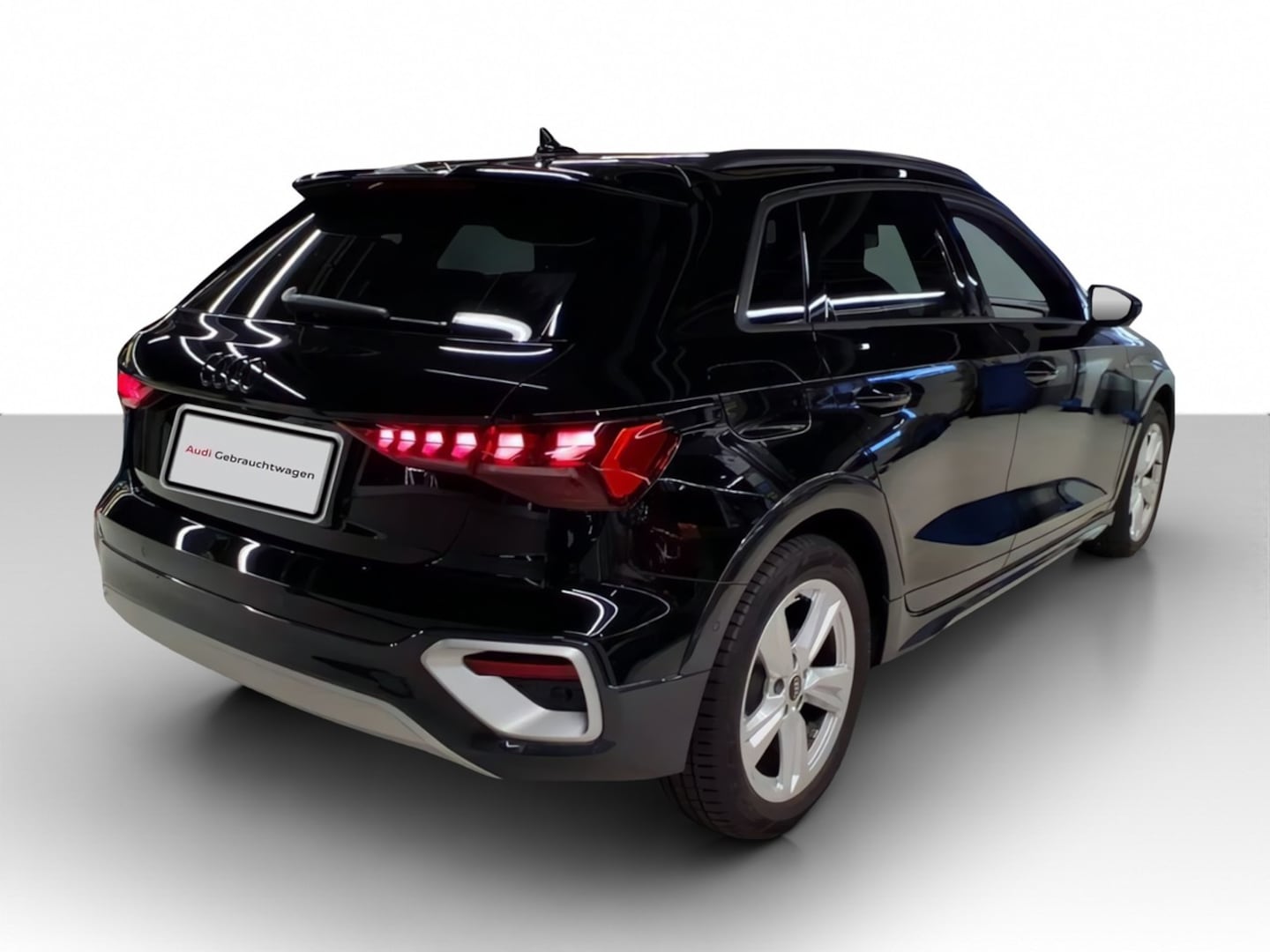Bild über Audi A3 allstreet TFSI 110 kW S tronic - für weitere Informationen kontaktieren Sie den Audi Partner