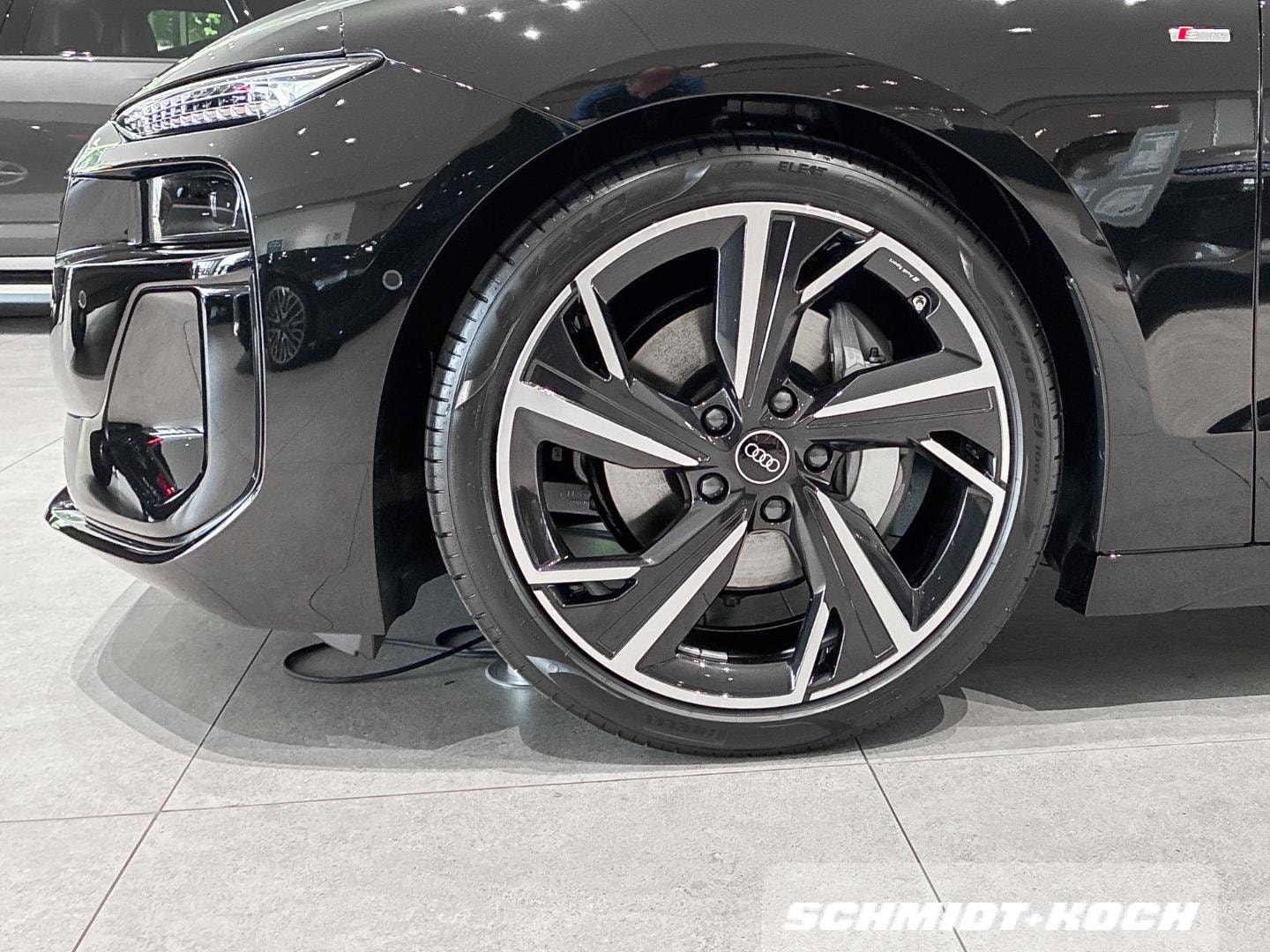 Bild über Audi A6 Sportback e-tron S line business e-tron performance 270 kW - für weitere Informationen kontaktieren Sie den Audi Partner