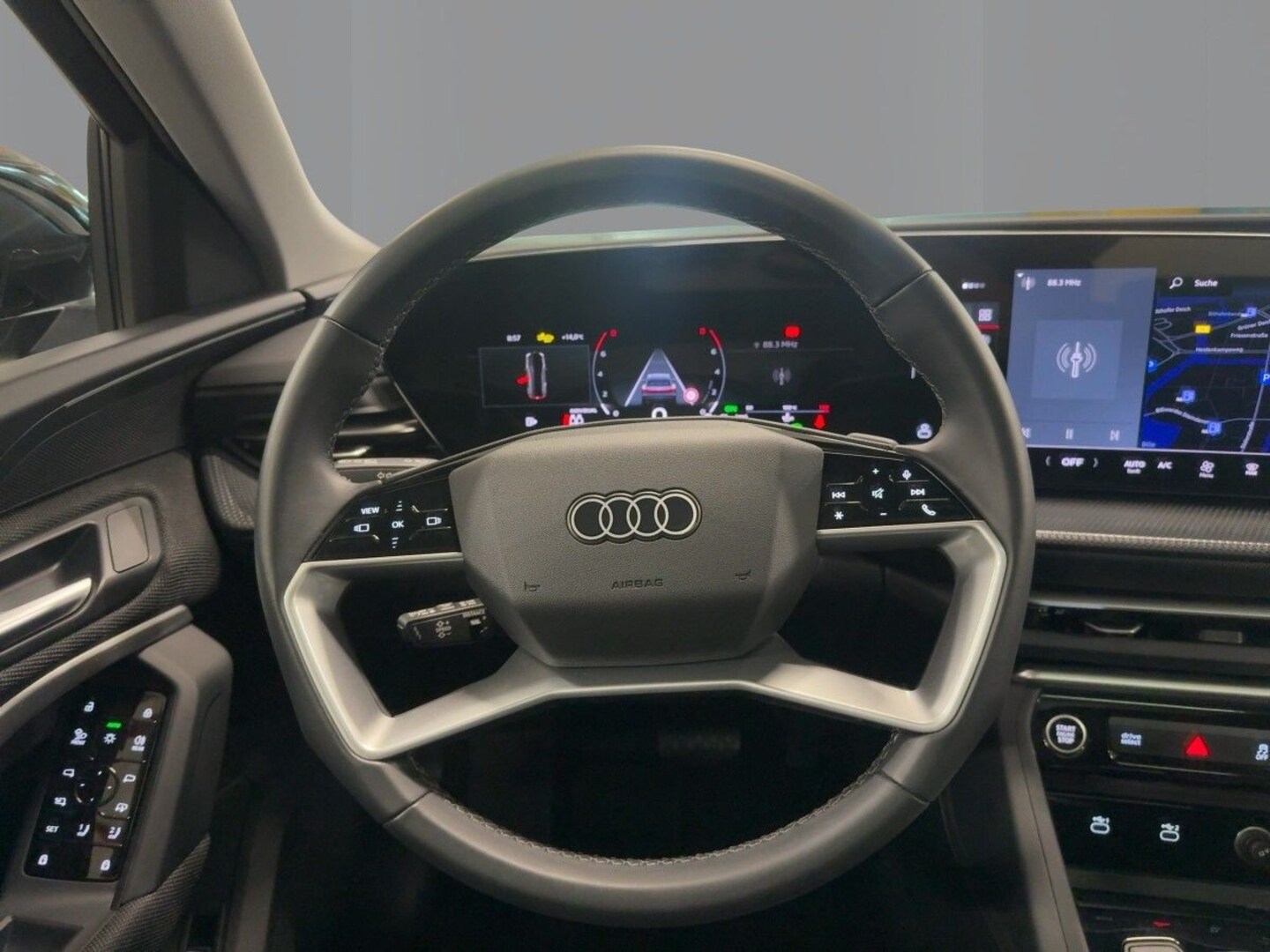 Bild über Audi Q5 SUV TFSI quattro 150 kW S tronic - für weitere Informationen kontaktieren Sie den Audi Partner