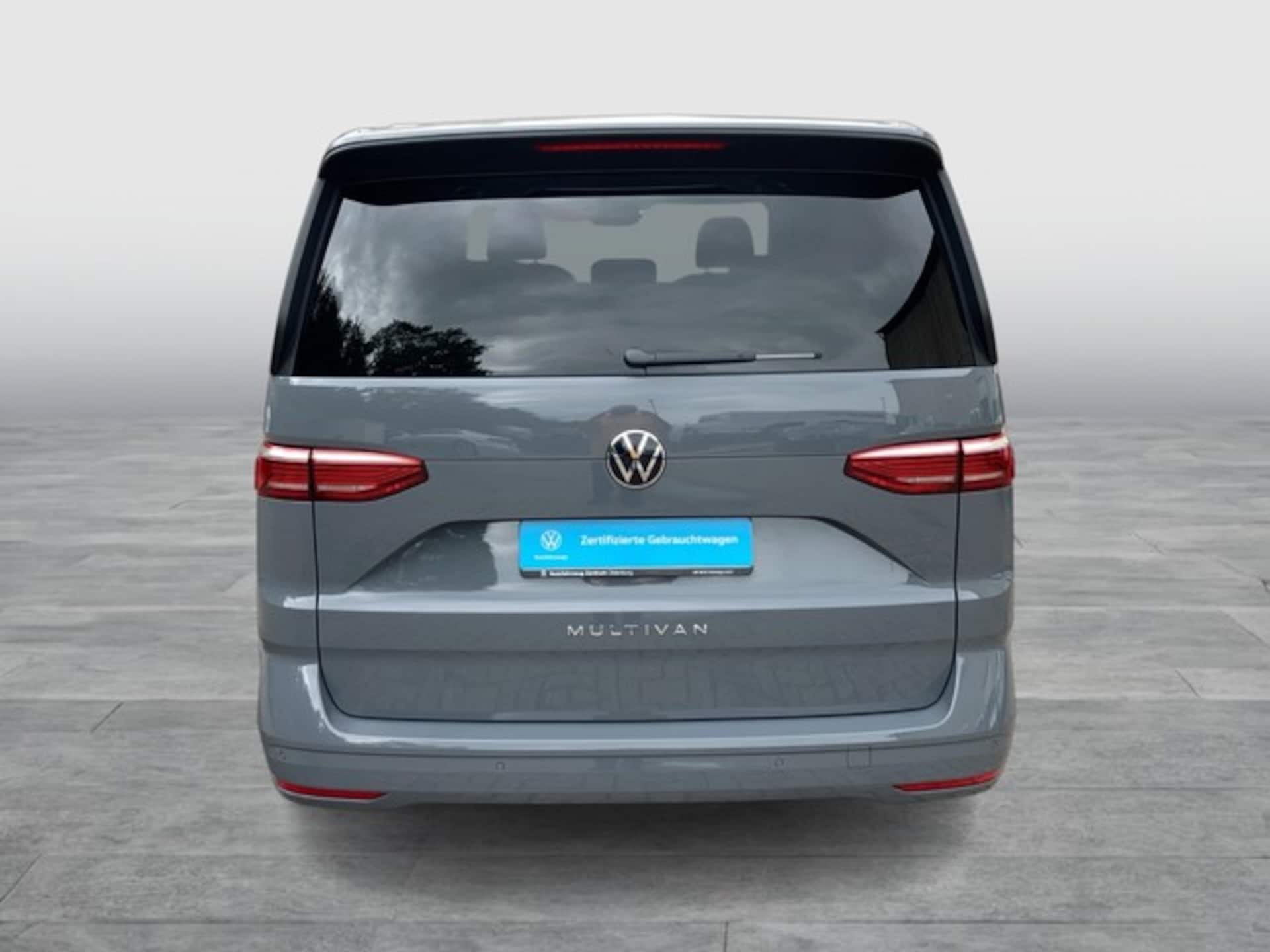 Volkswagen Multivan Basis-Modell