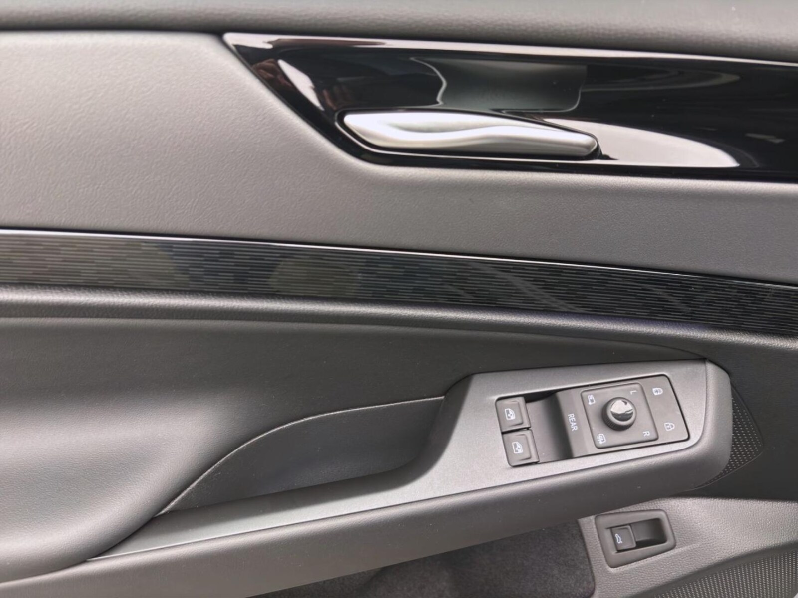 Volkswagen ID.7 Tourer – Bild 11