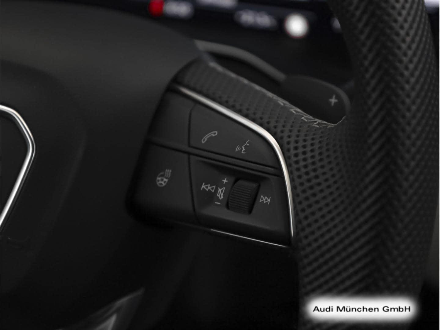 Bild über Audi A4 Avant S line 40 TFSI S tronic - für weitere Informationen kontaktieren Sie den Audi Partner