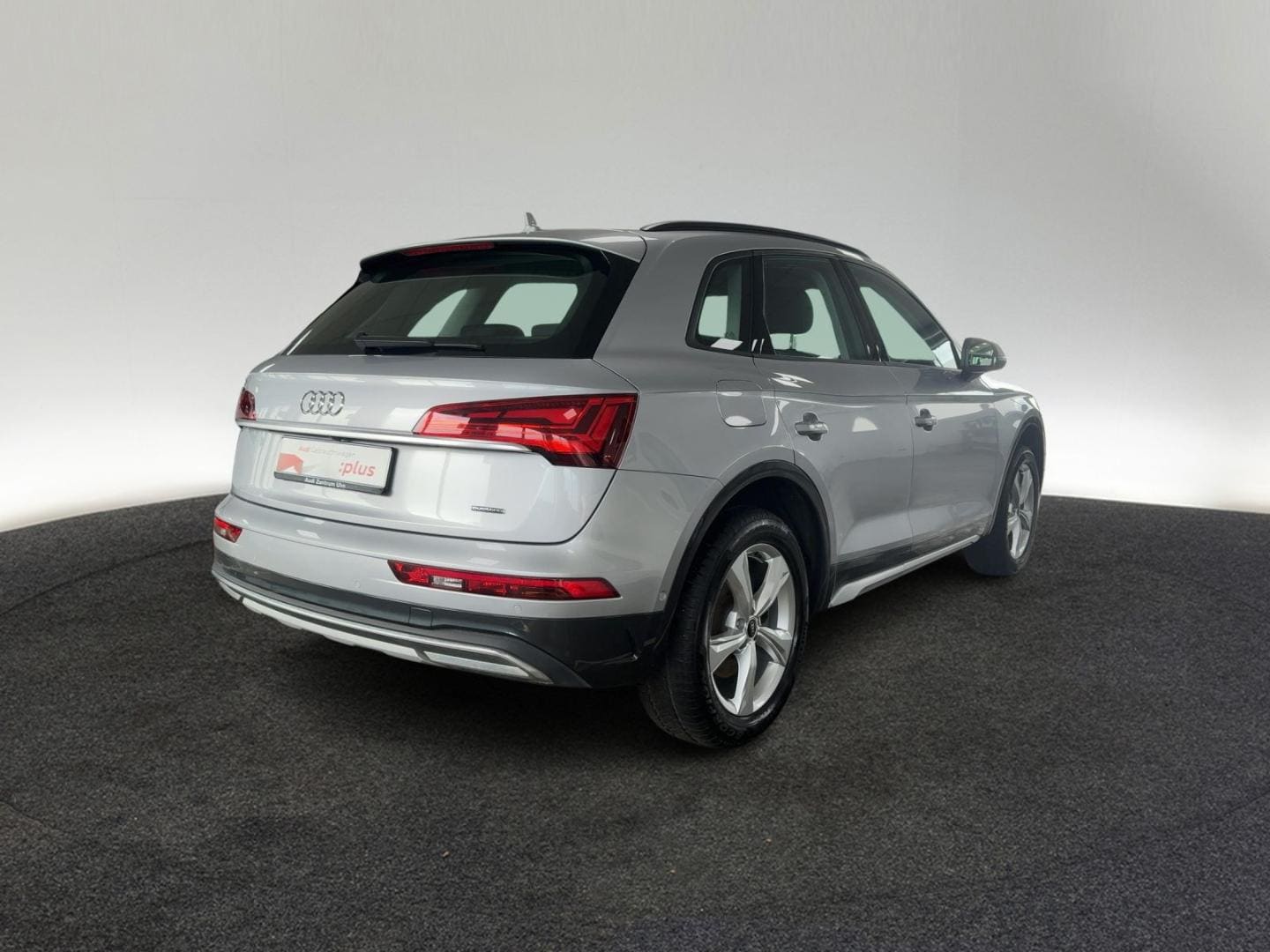 Bild über Audi Q5 TFSI e advanced 50 TFSI e quattro S tronic - für weitere Informationen kontaktieren Sie den Audi Partner