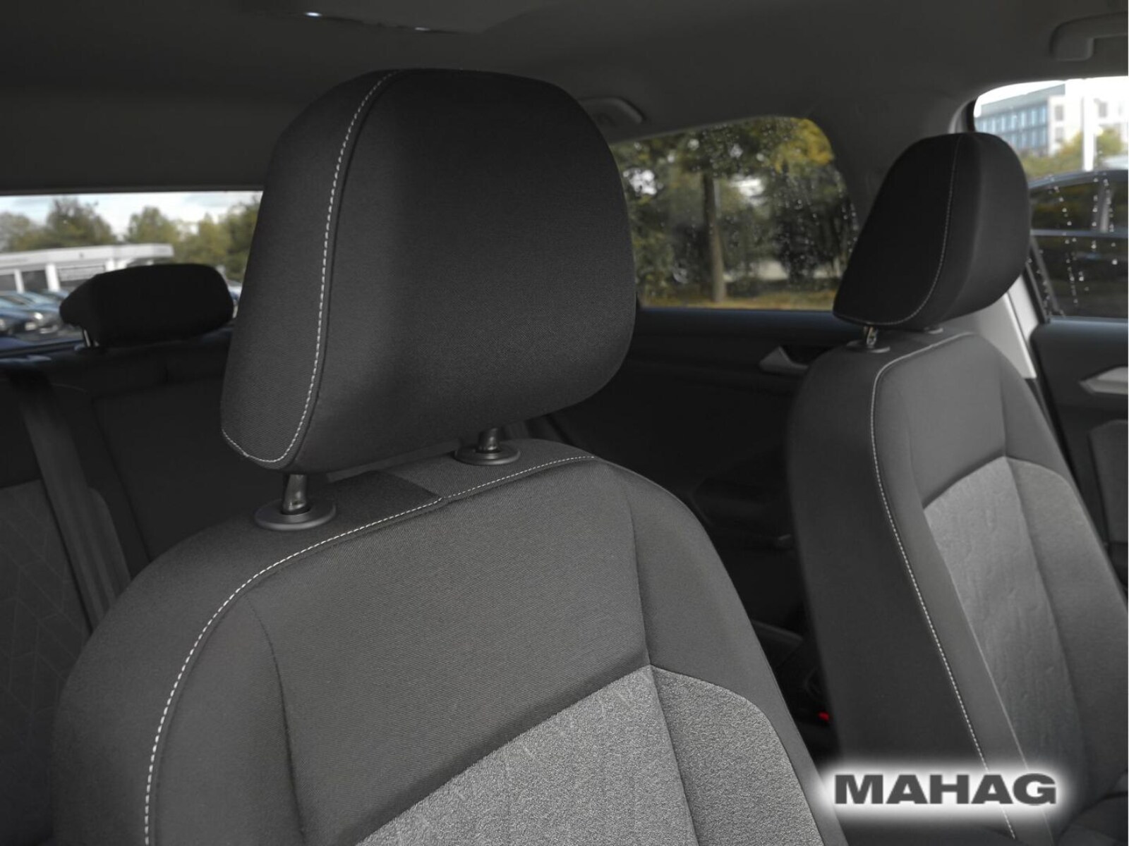 Volkswagen T-Roc – Bild 15