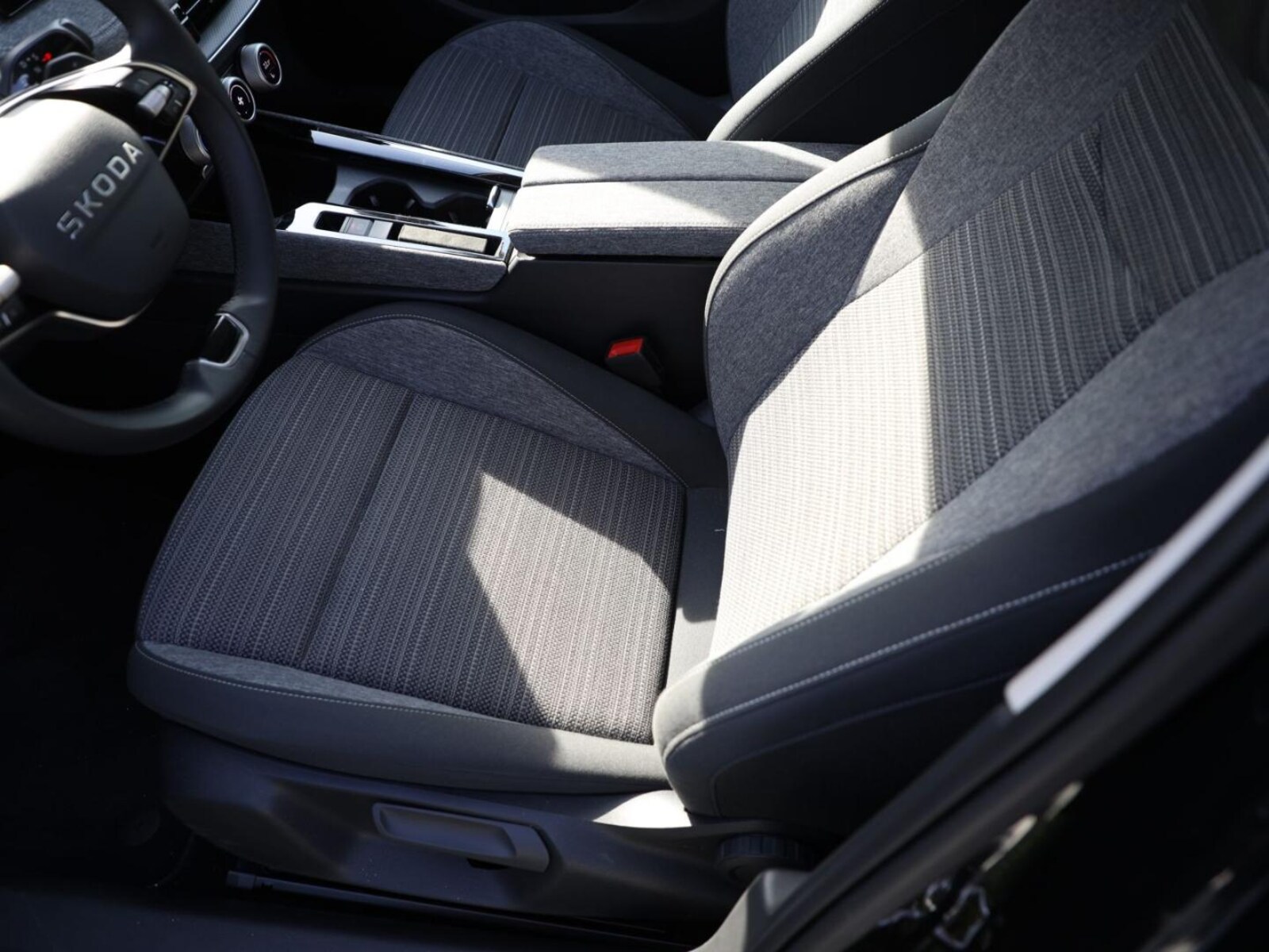Škoda Superb Combi – Bild 13