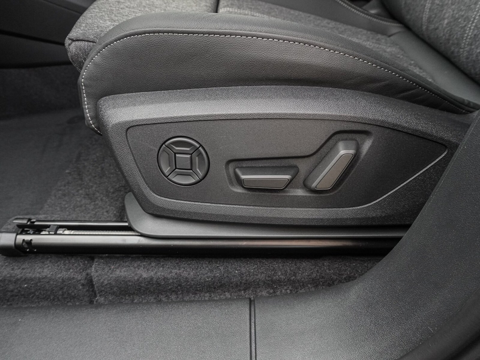 Audi Q6 Sportback e-tron – Bild 13