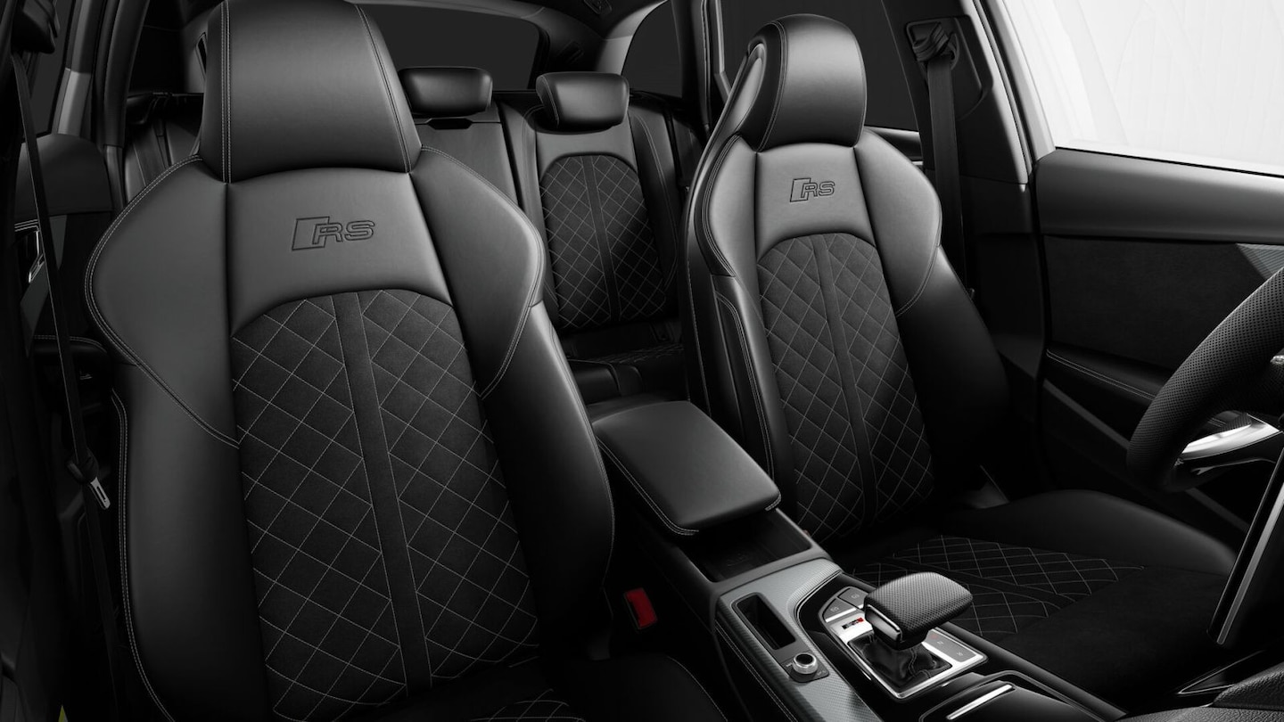 Bild über Audi RS 4 Avant TFSI quattro tiptronic - für weitere Informationen kontaktieren Sie den Audi Partner