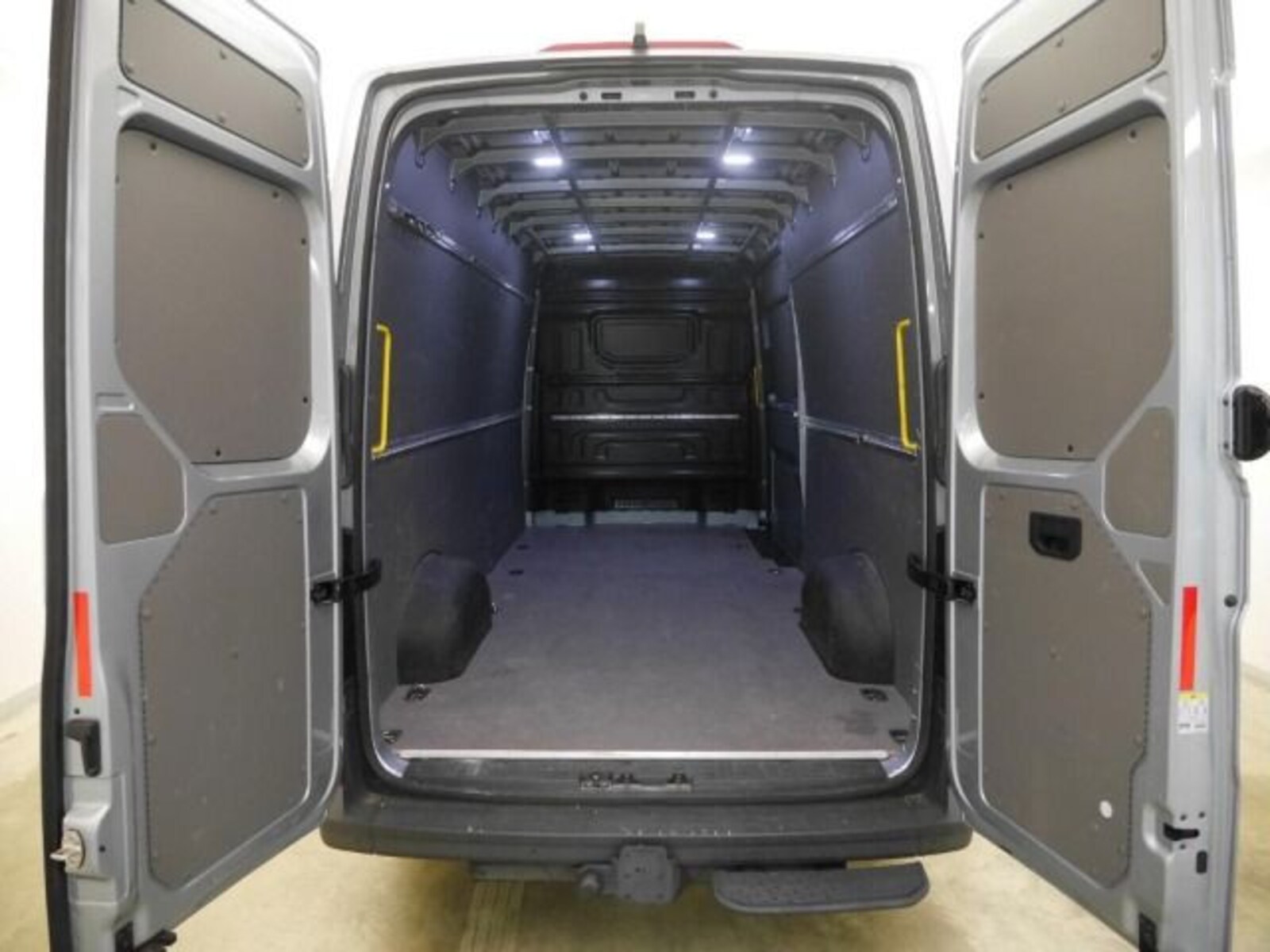 Volkswagen Crafter Kasten langer Radstand – Bild 5