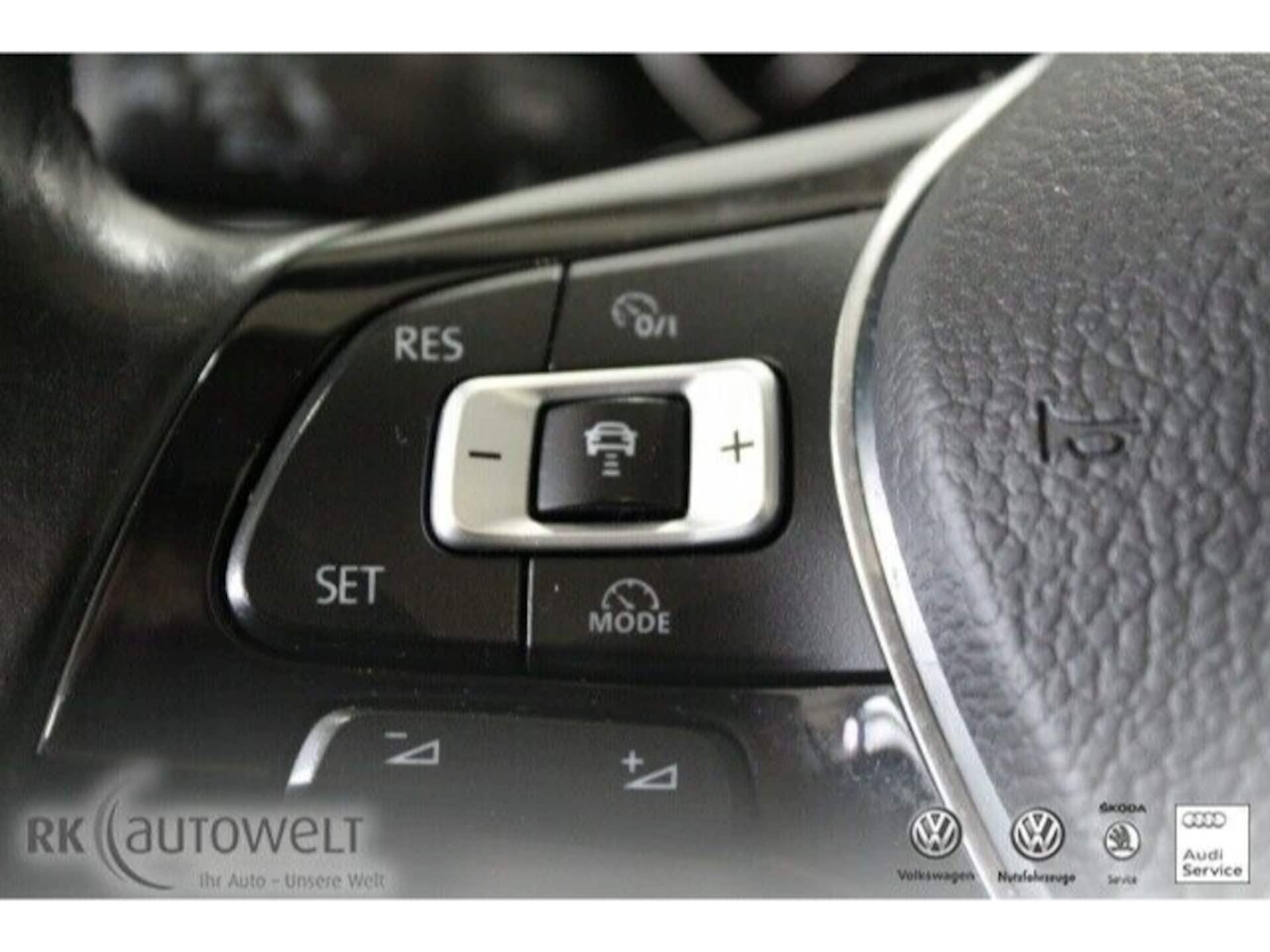Volkswagen Golf Sportsvan Highline