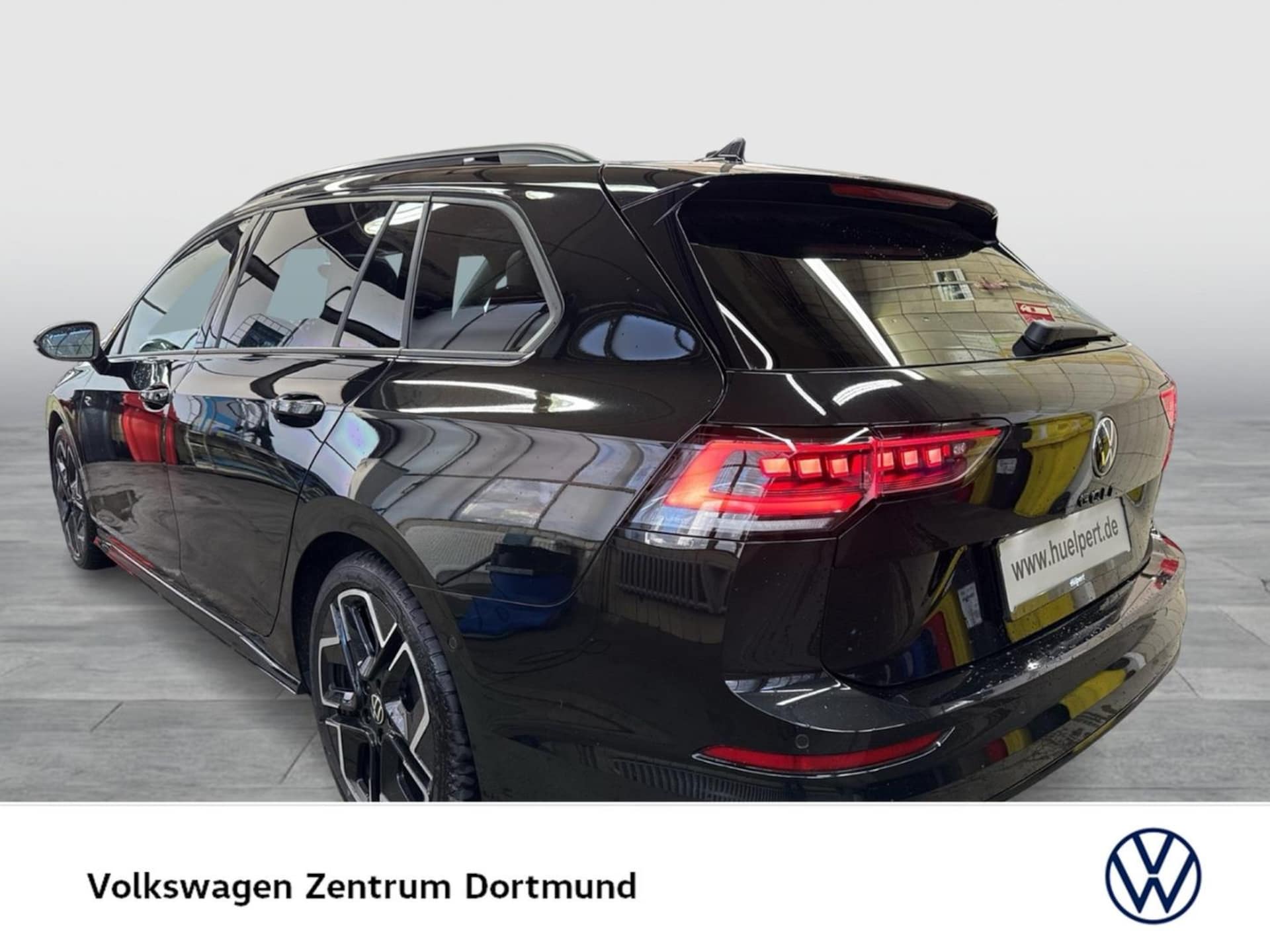 Volkswagen Golf Variant R-Line