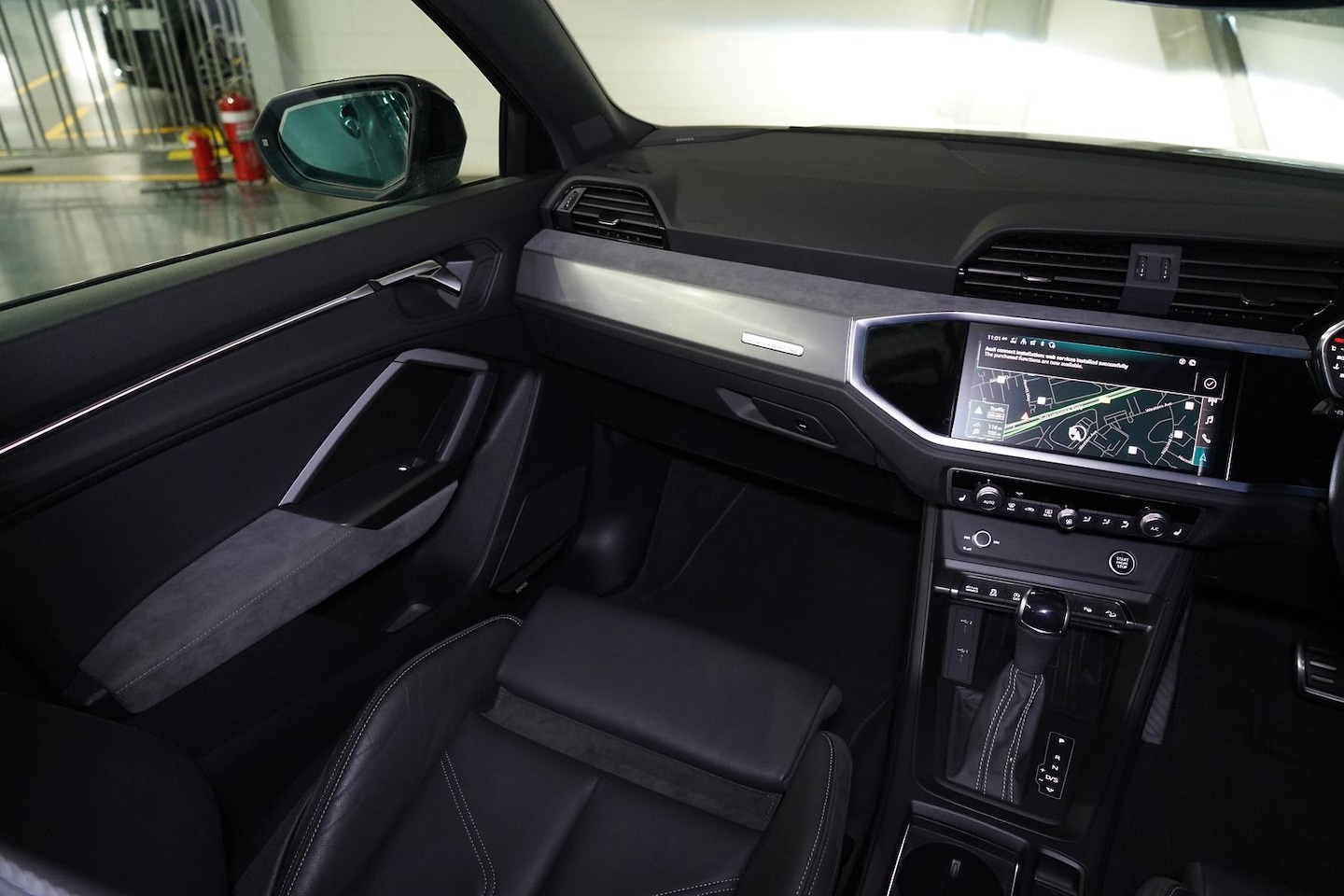 Image about Audi Q3 40 TFSI quattro S tronic