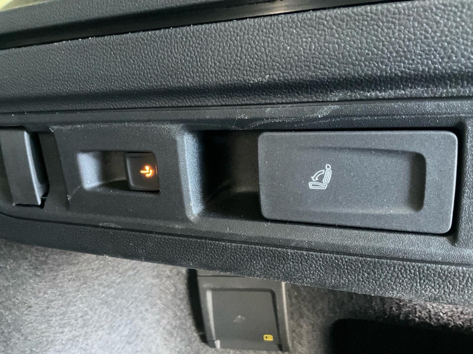 Volkswagen Passat – Bild 21