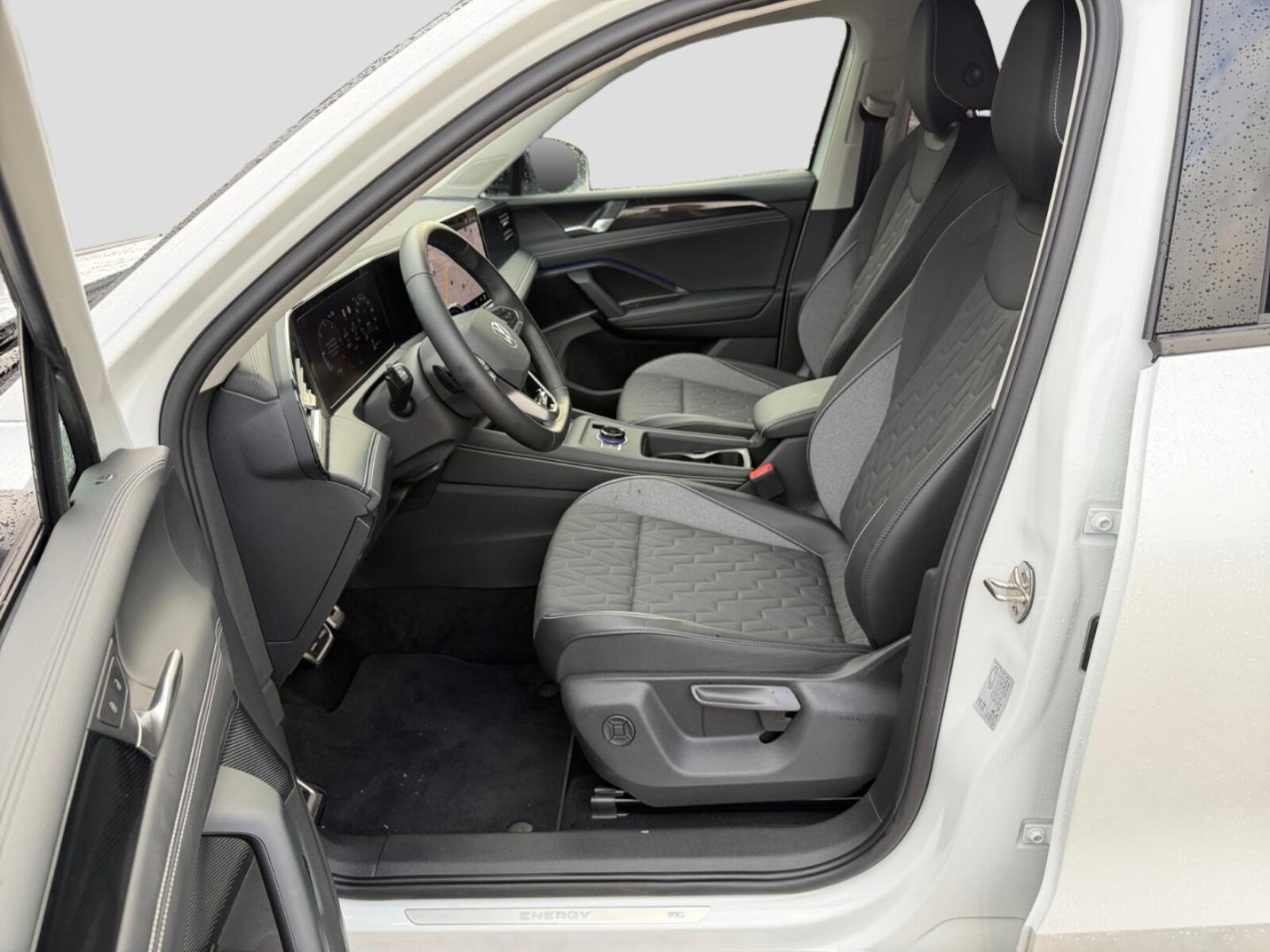 Volkswagen Tiguan – Bild 10
