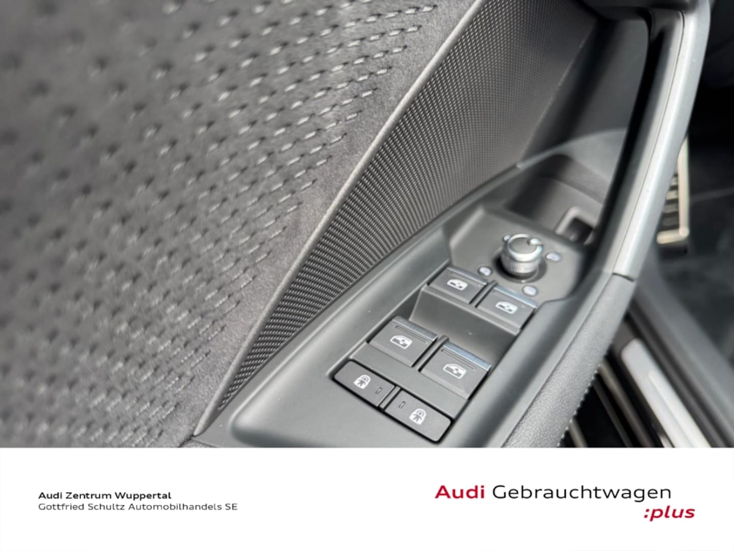 Bild über Audi S3 Sportback TFSI quattro S tronic - für weitere Informationen kontaktieren Sie den Audi Partner