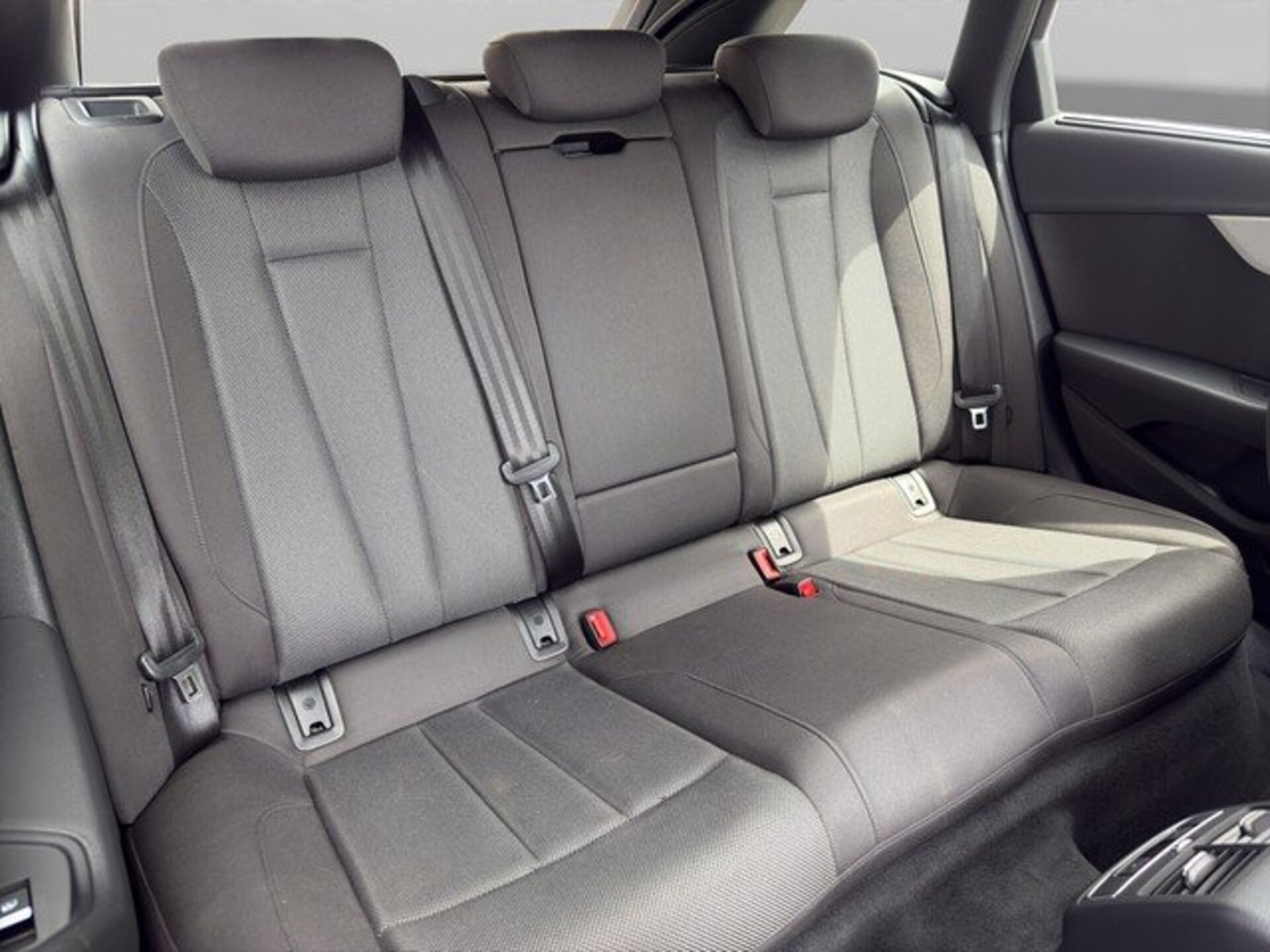 Audi A4 Avant Advanced