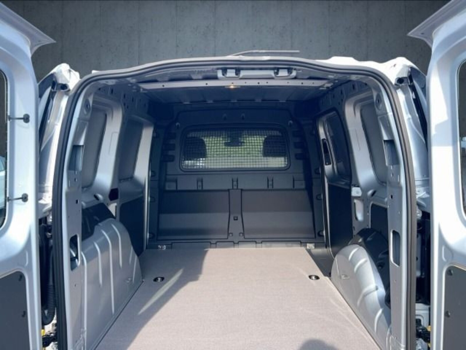 Volkswagen Caddy Cargo – Bild 11