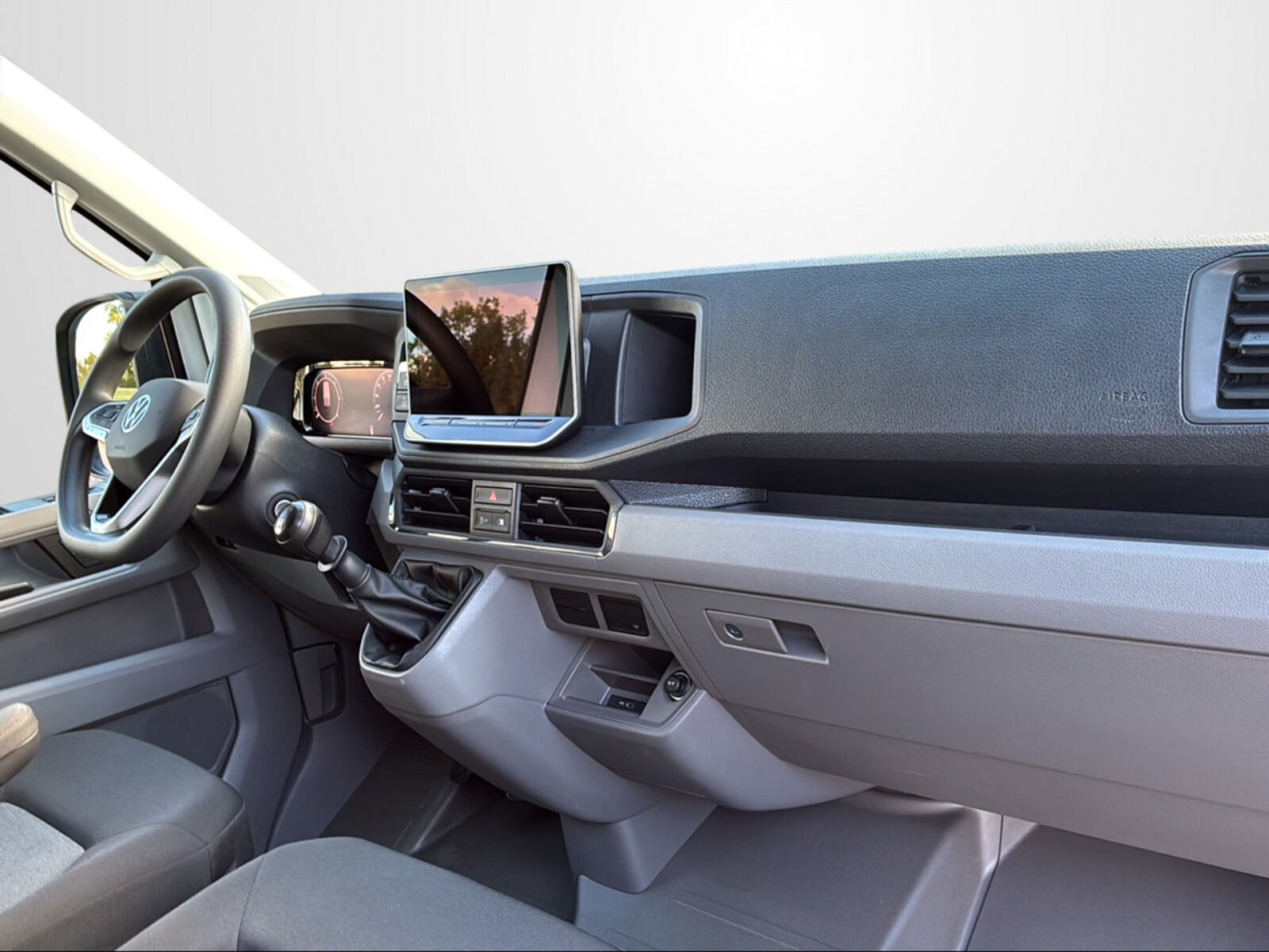 Volkswagen Crafter Kasten mittlerer Radstand – Bild 11