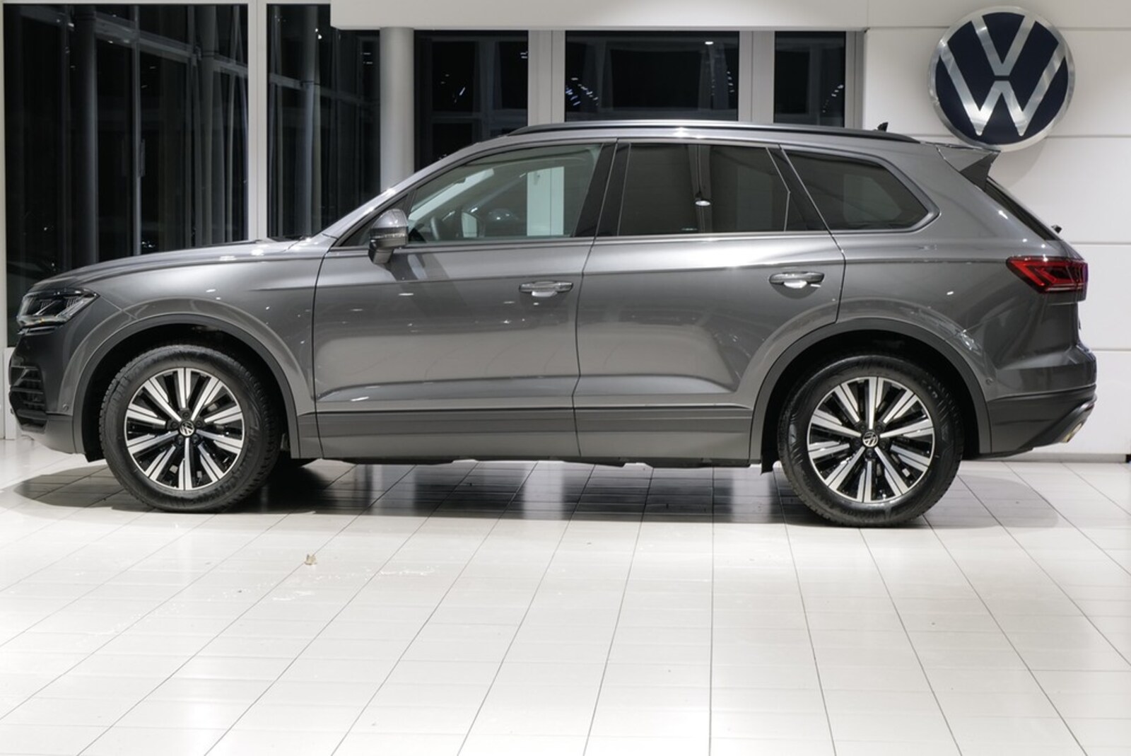 Volkswagen Touareg – Bild 8