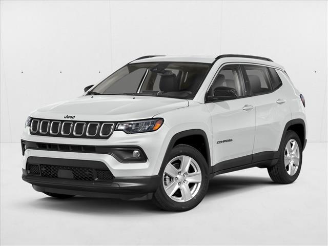 2023 Jeep Compass Latitude Lux 4X4's photo