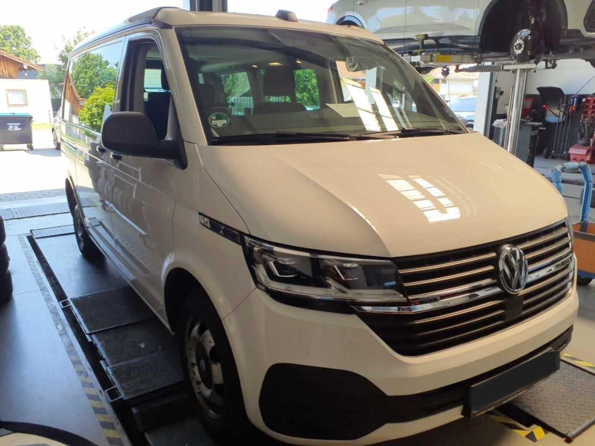 Volkswagen T6.1 California Beach